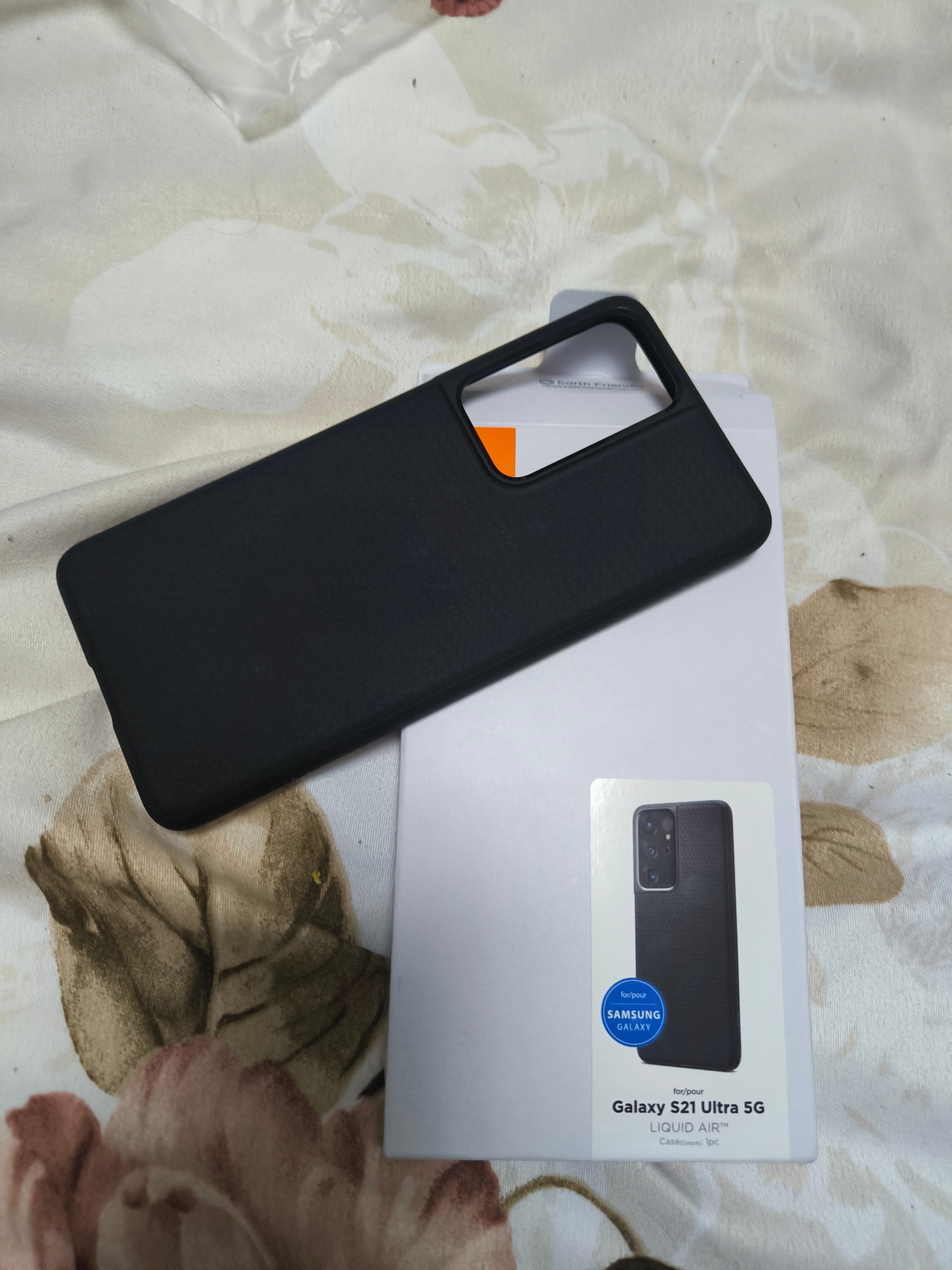 Husa pentru Samsung Galaxy S21 Ultra 5G - Spigen Liquid Air - Matte Black