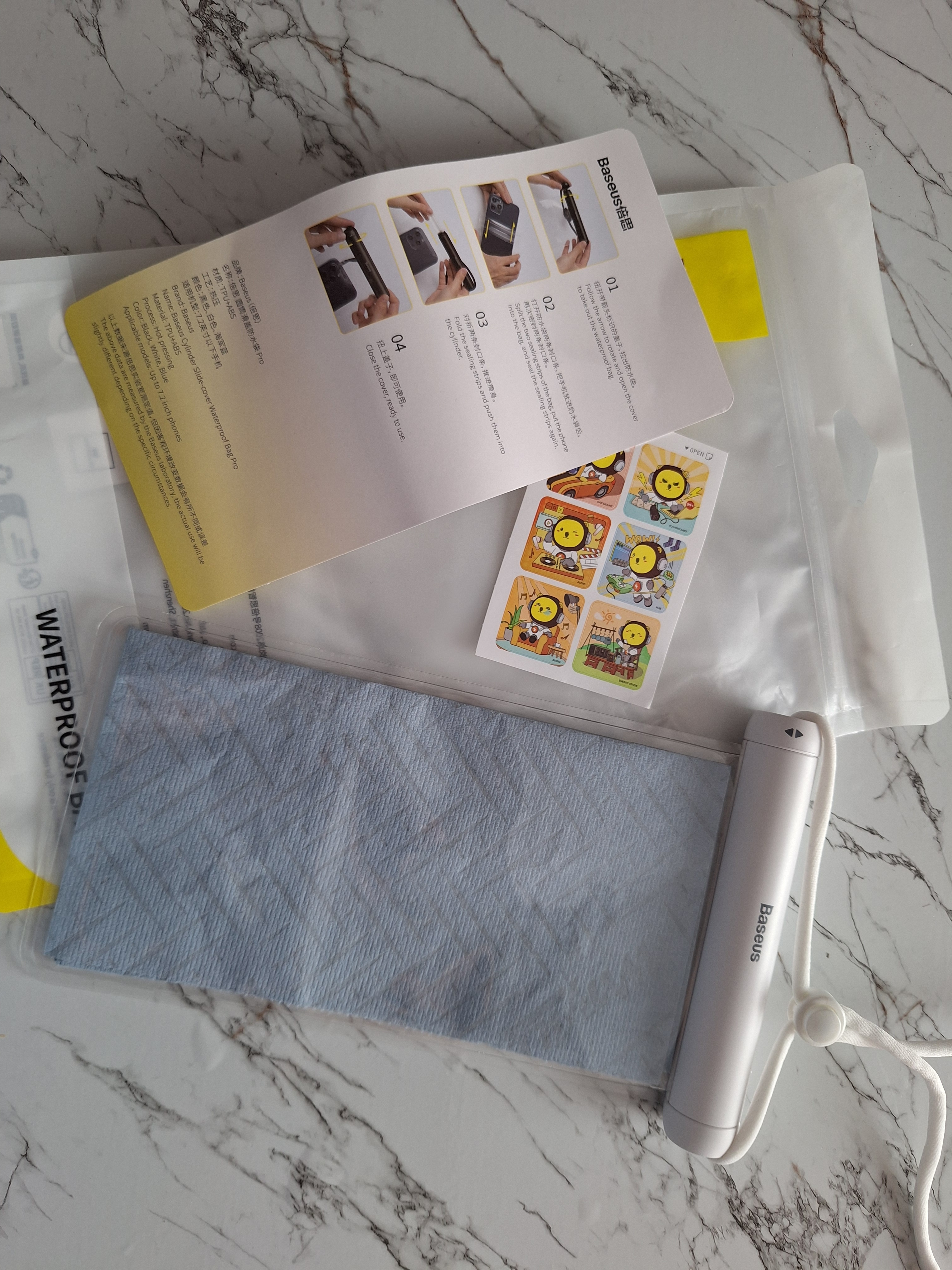 Husa waterproof universala Baseus Cylinder Slide, IPX8, Albastru