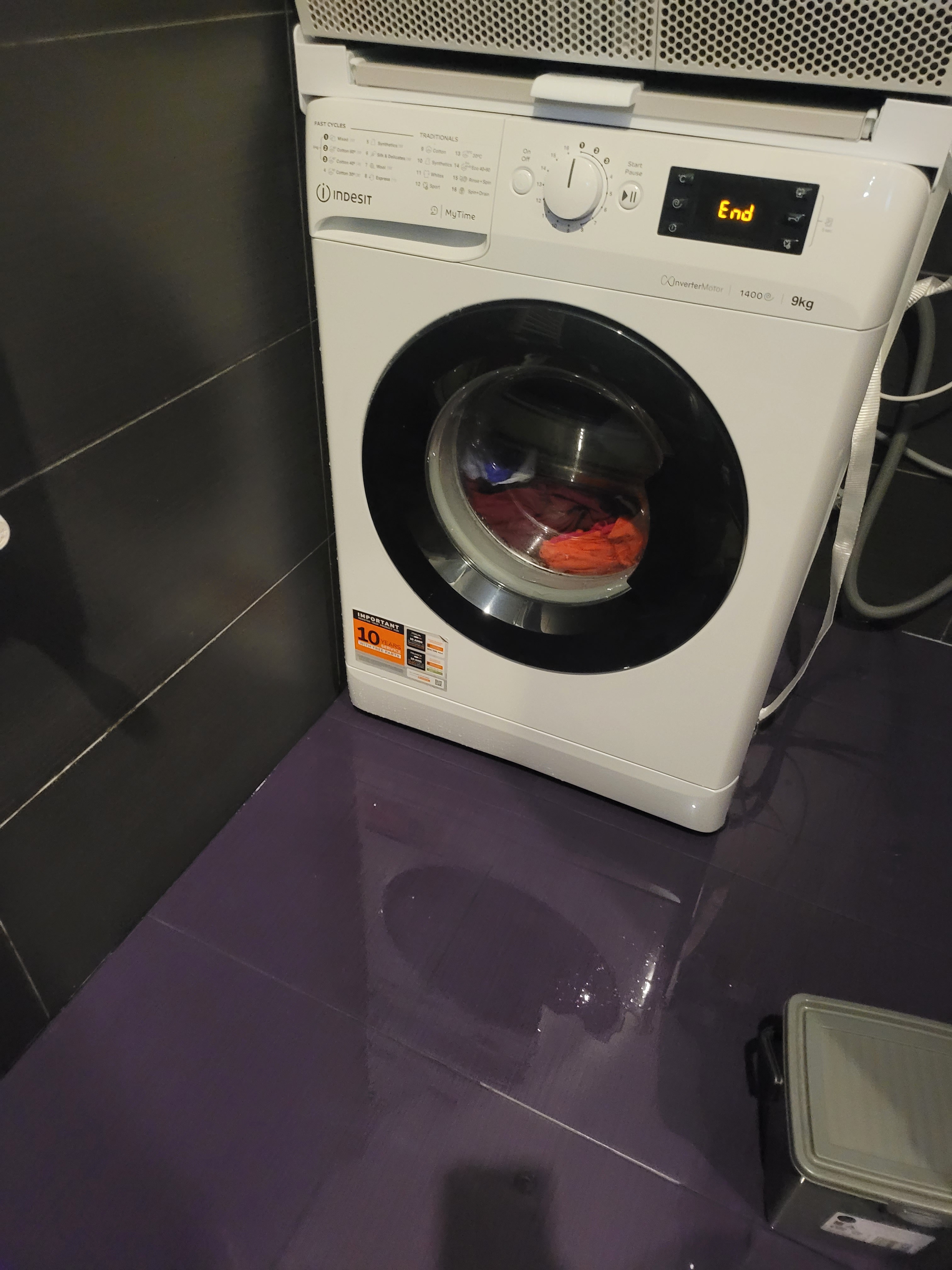 Masina de spalat rufe Indesit New MyTime MTWE91495WKEE, 9 kg, 1400 rpm, Clasa B, Motor Inverter, Fast Cycles, Display Digital, Alb/Negru
