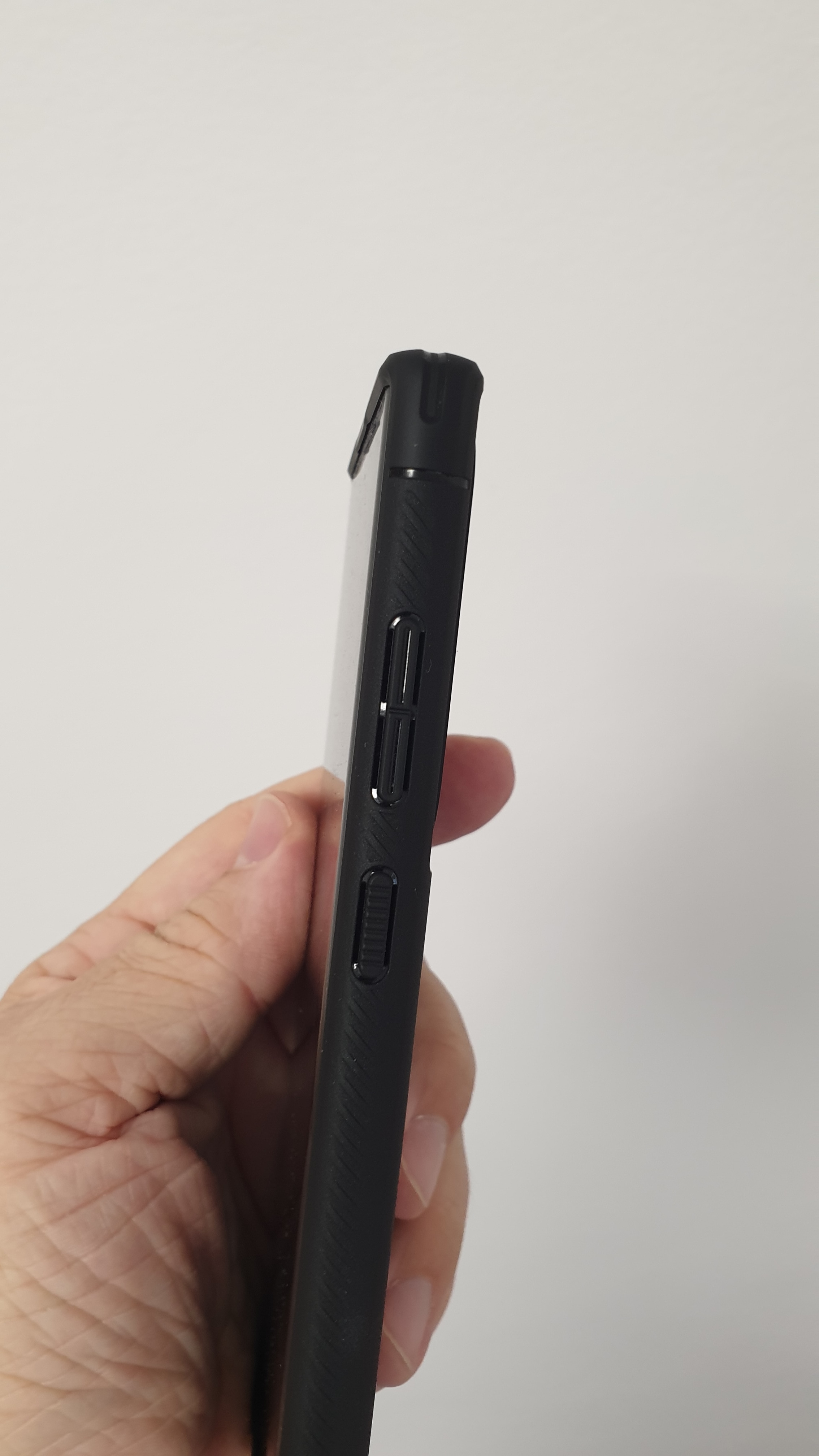 Husa Spigen Pentru Samsung Galaxy S25 FE, Ultra Hybrid MagSafe, Protectie La Camere si Colturi, Functie MagSafe, Frost Black