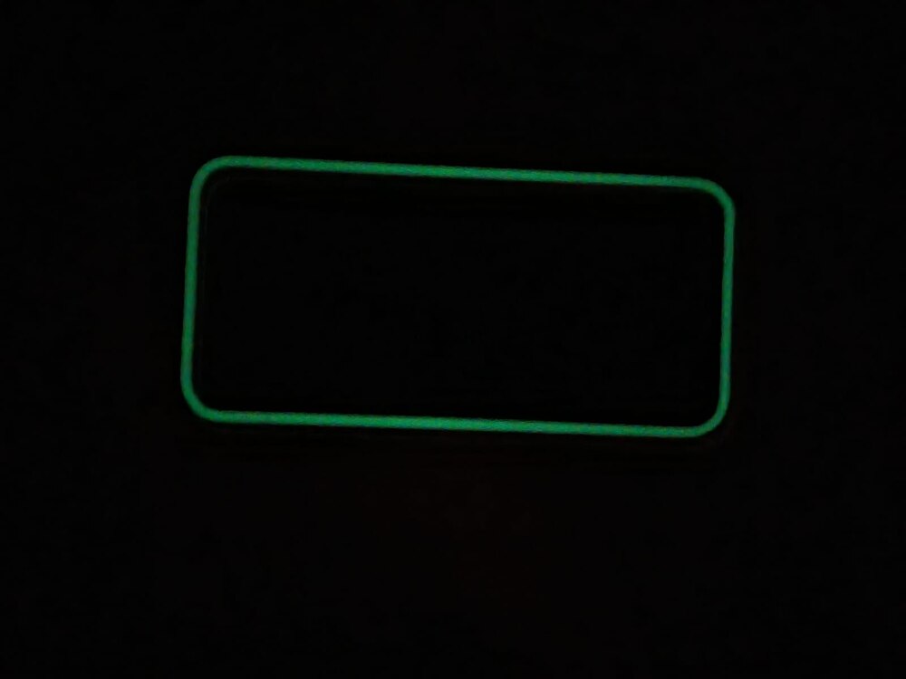 Folie Sticla Securizata Flippy, Luminous, compatibila cu Apple iPhone 12, Margine fosforescenta verde