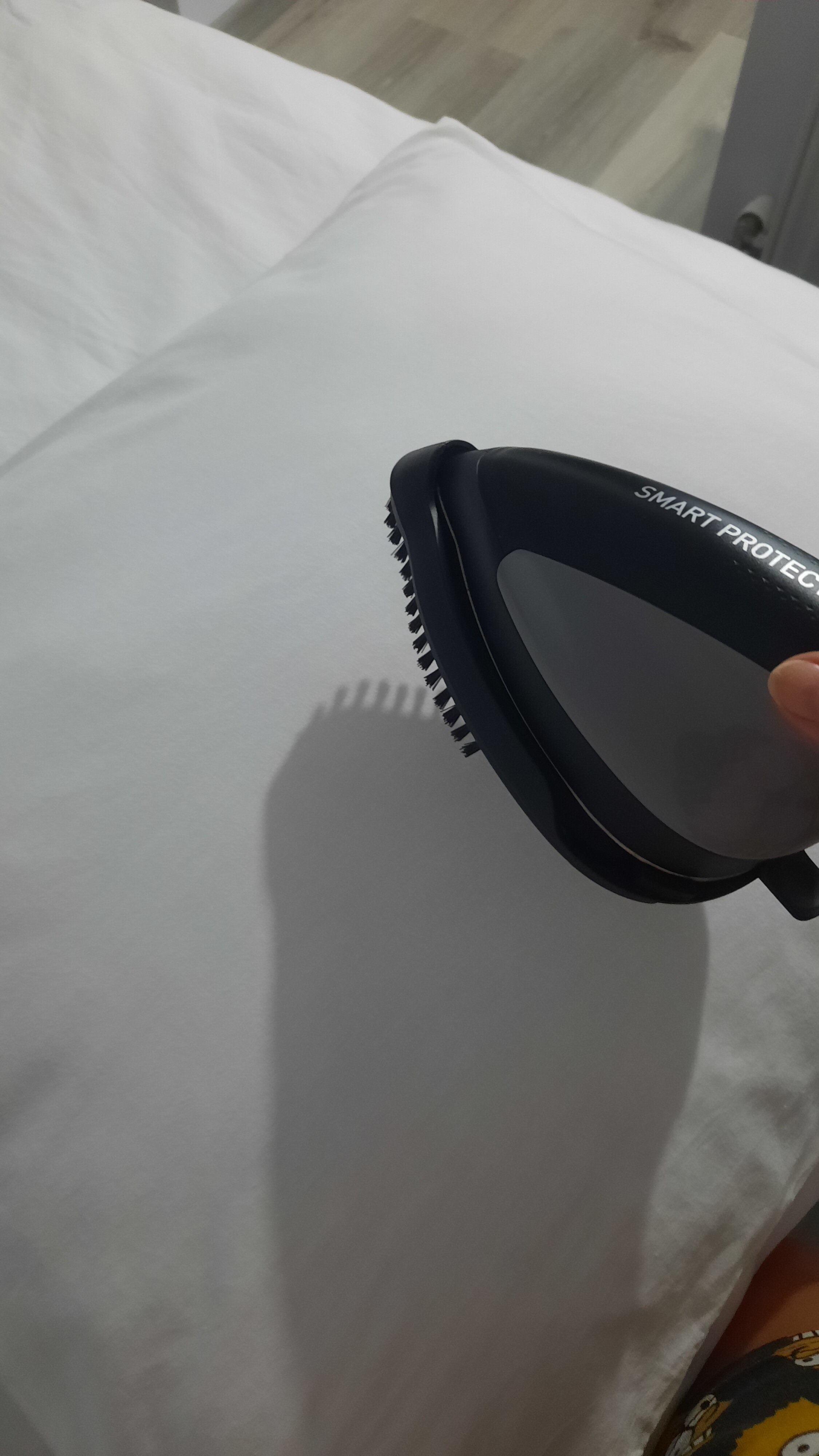 RESIGILAT: Aparat de calcat vertical cu abur de inalta presiune Tefal Ixeo+ All-in-One QT1510E0, 2980 W, jet abur 90 g/ min, 5 bar, 1 l, autonomie 40 min, negru