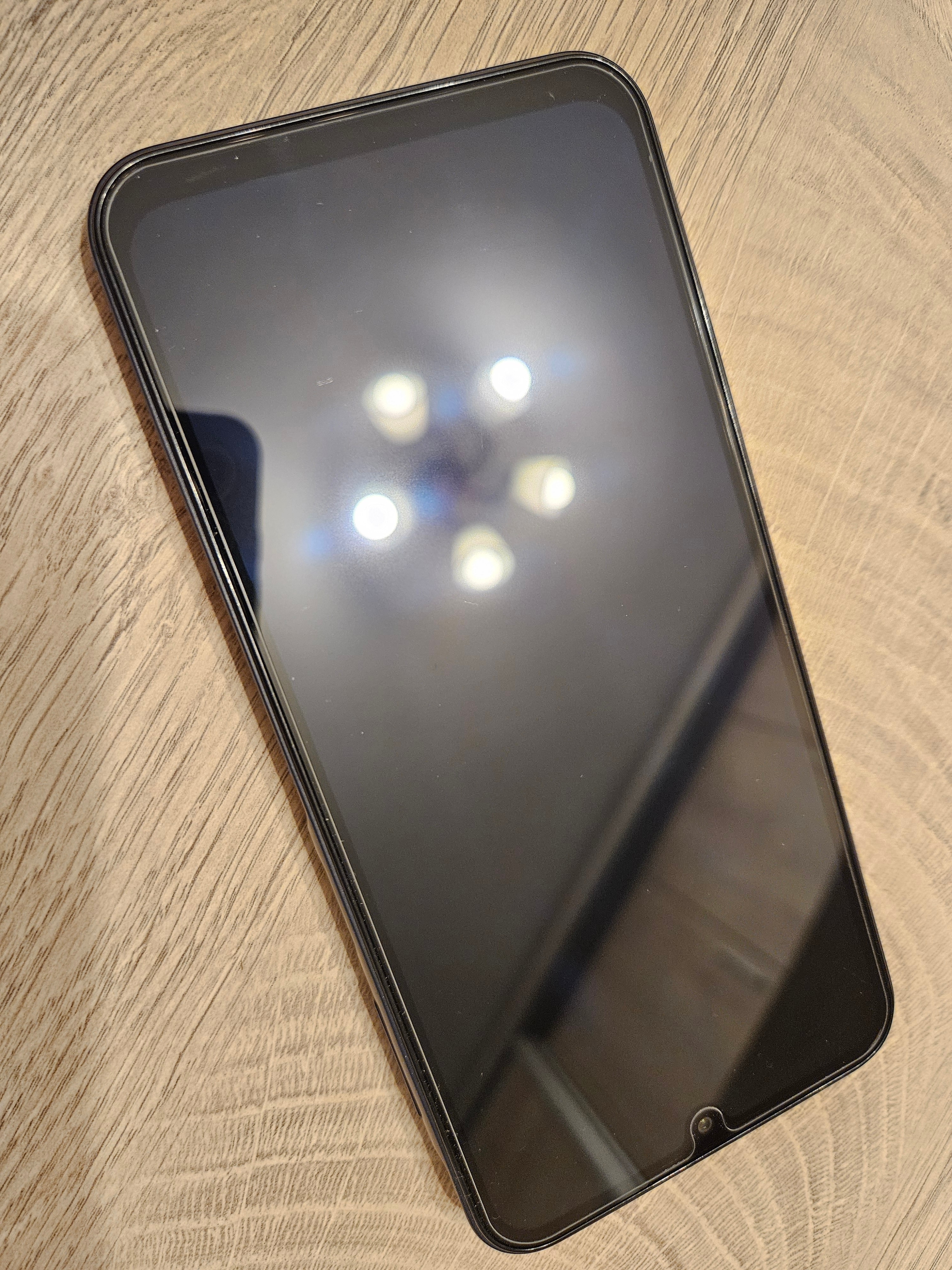 Folie sticla MatTech Premium, compatibila cu Samsung Galaxy A15 4G / 5G, Case Friendly, Grosime de 0.3mm, Duritate 9H, Anti-Fingerprint, Margini Rotunjite, Transparent