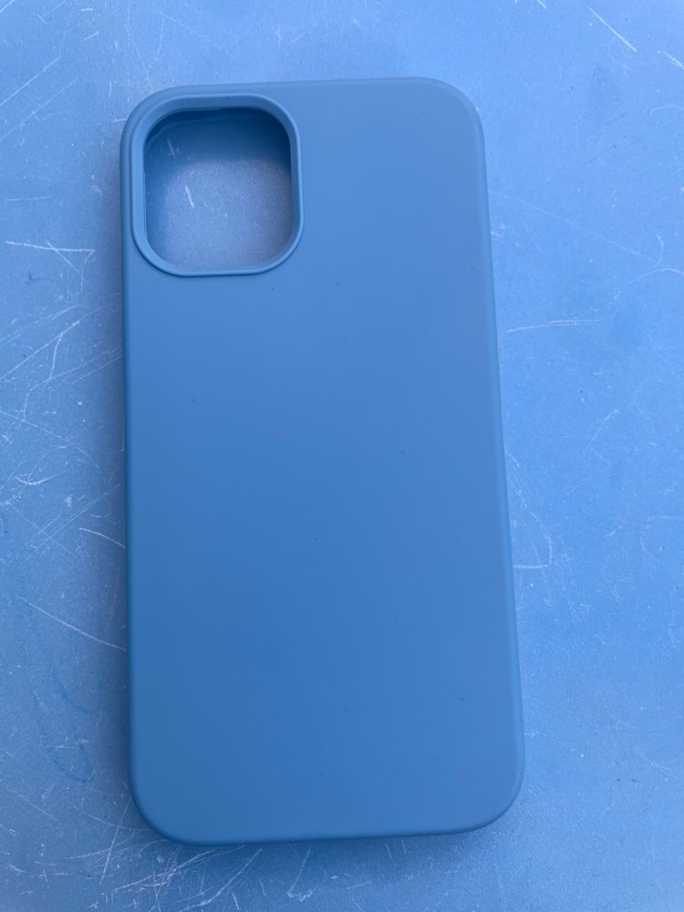 Husa CASEY STUDIOS™ compatibila cu iPhone 12 Mini, Soft Silicone Premium, Microfibra in Interior, Fuchsia, de Protectie, Ultra Slim, pentru Incarcare Wireless, Margini Ridicate de Protectia Ecranului si a Camerelor