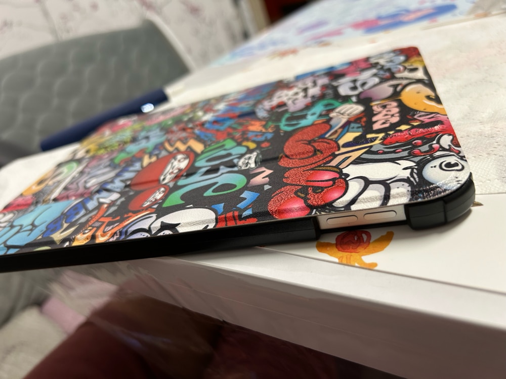 Husa tableta Chucai pentru iPad 10th 10.9" 2022, Suport Tri-Fold, Functie Auto Sleep/Wake, Negru