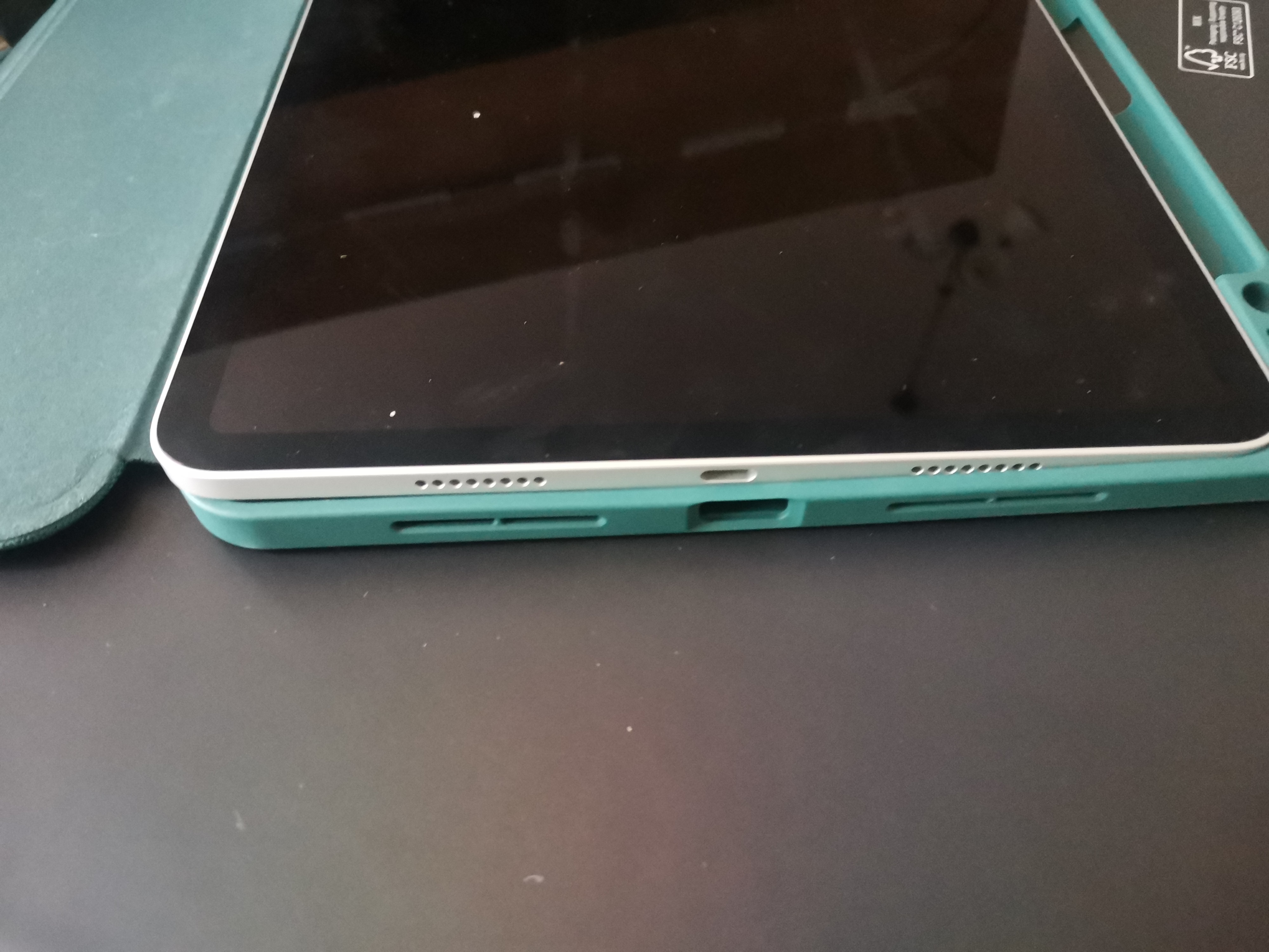 Husa pentru iPad Pro 11 (2024) - Spigen Urban Fit - Midnight Green
