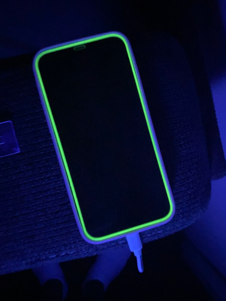 Folie Sticla Securizata Flippy, Luminous, compatibila cu Apple iPhone 12, Margine fosforescenta verde