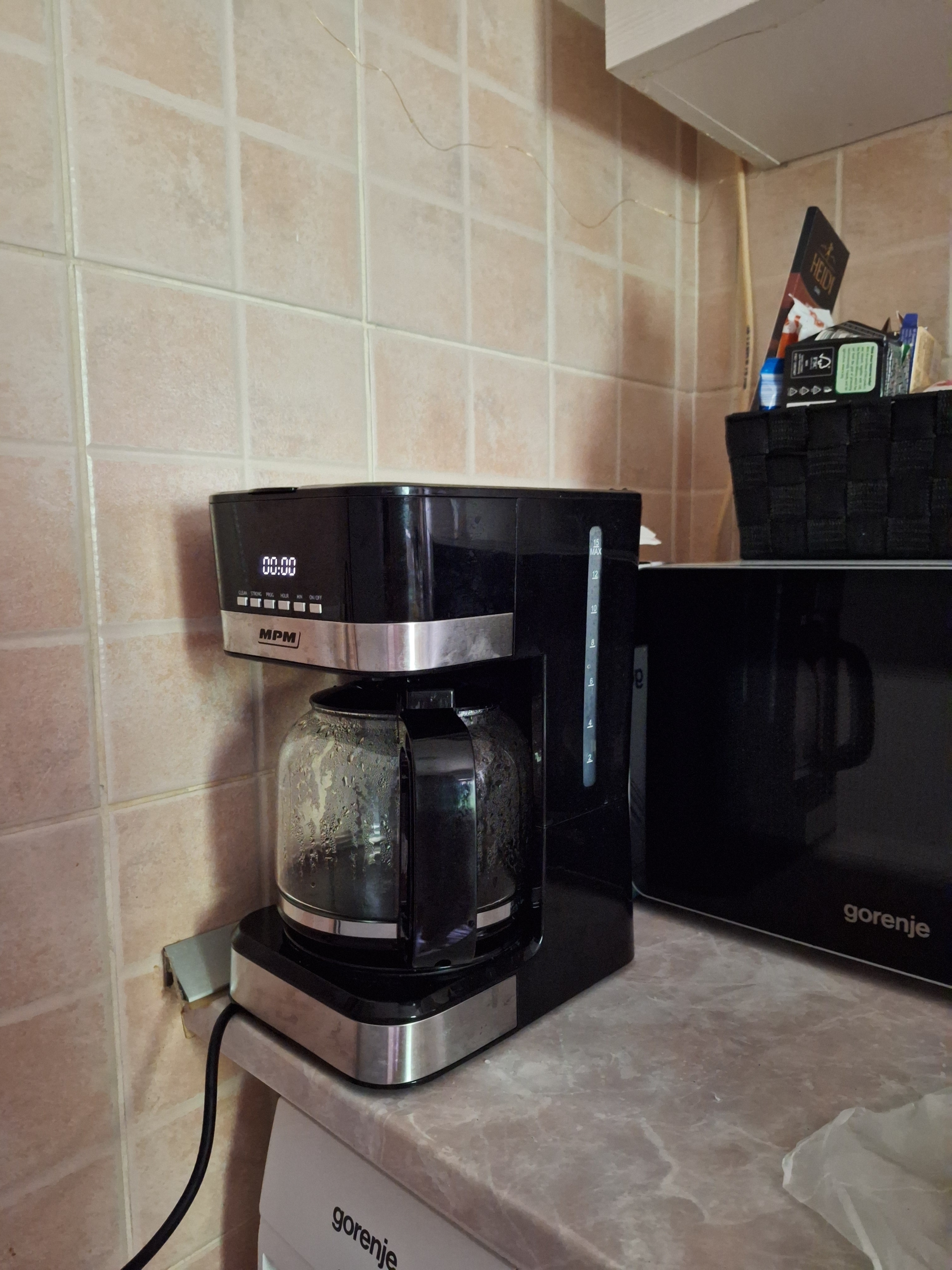 Espressor cafea filtru MPM MKW-05, 1.8L, LCD, timer, alb