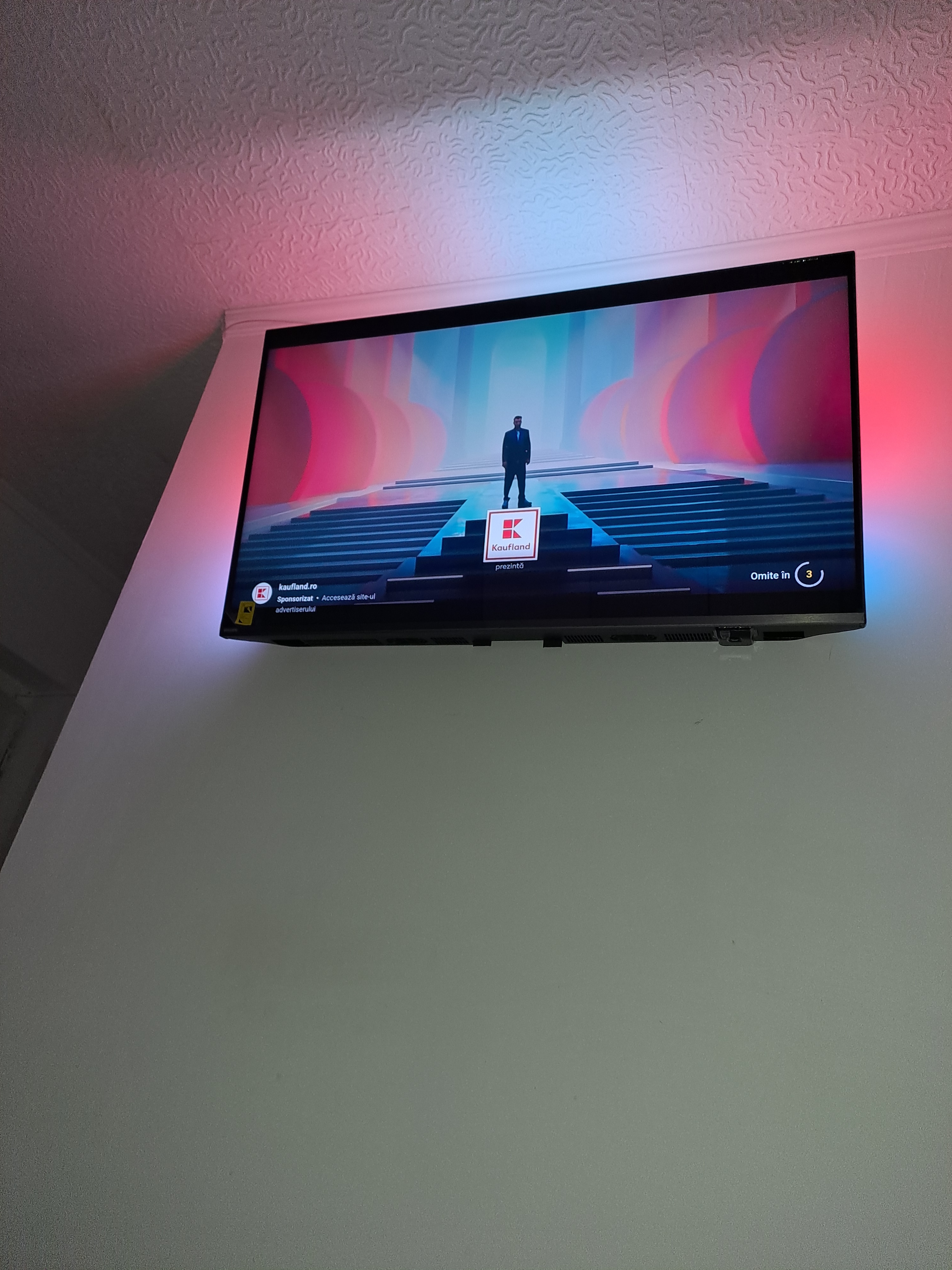 Televizor Philips AMBILIGHT tv LED 50PUS8818, 126 cm, Google TV, 4K Ultra HD, 100 Hz, Clasa G