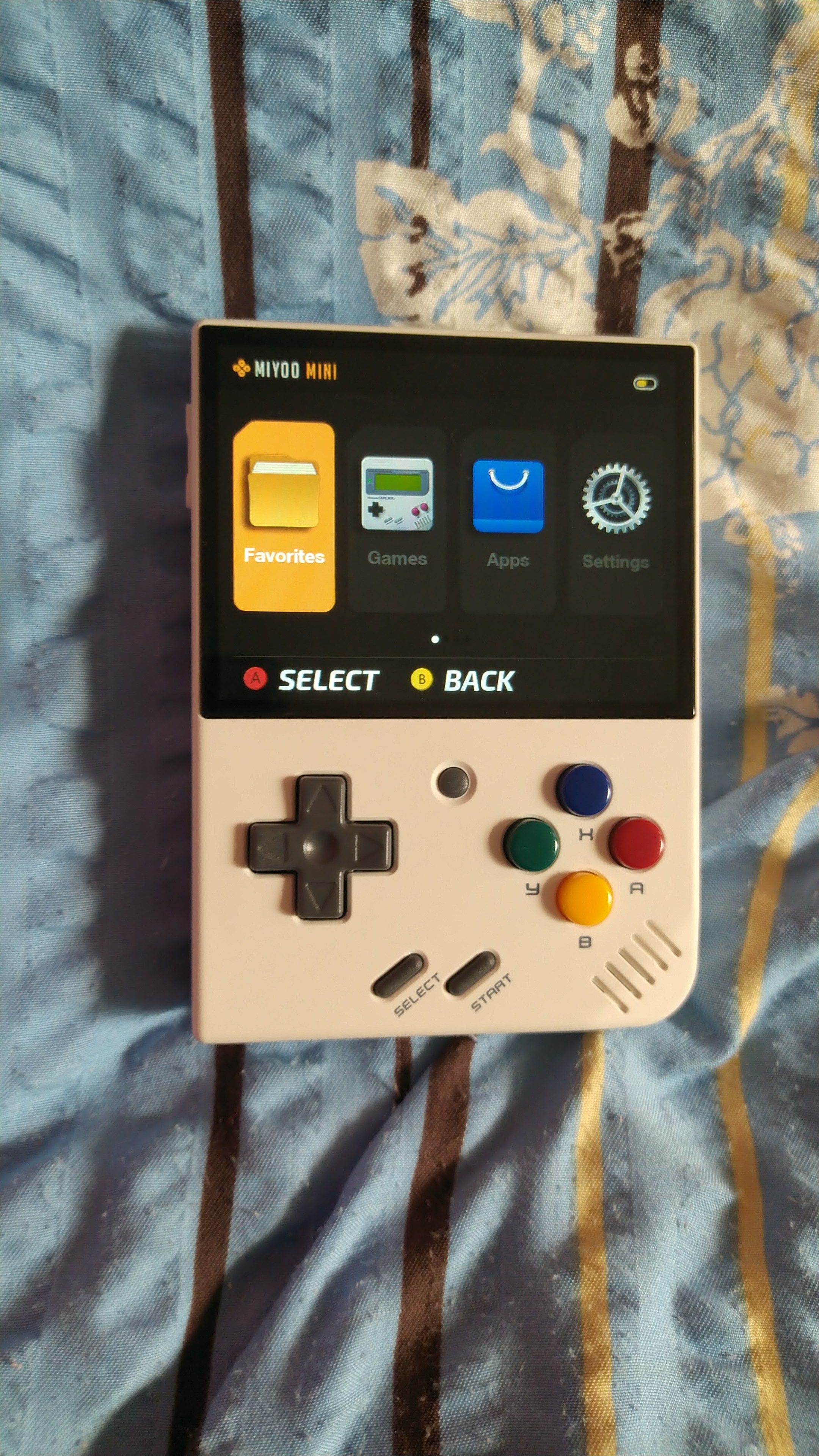 Consola de joc Miyoo Mini Plus, culoare neagra, portabila, suport pentru 15+ emulatoare retro