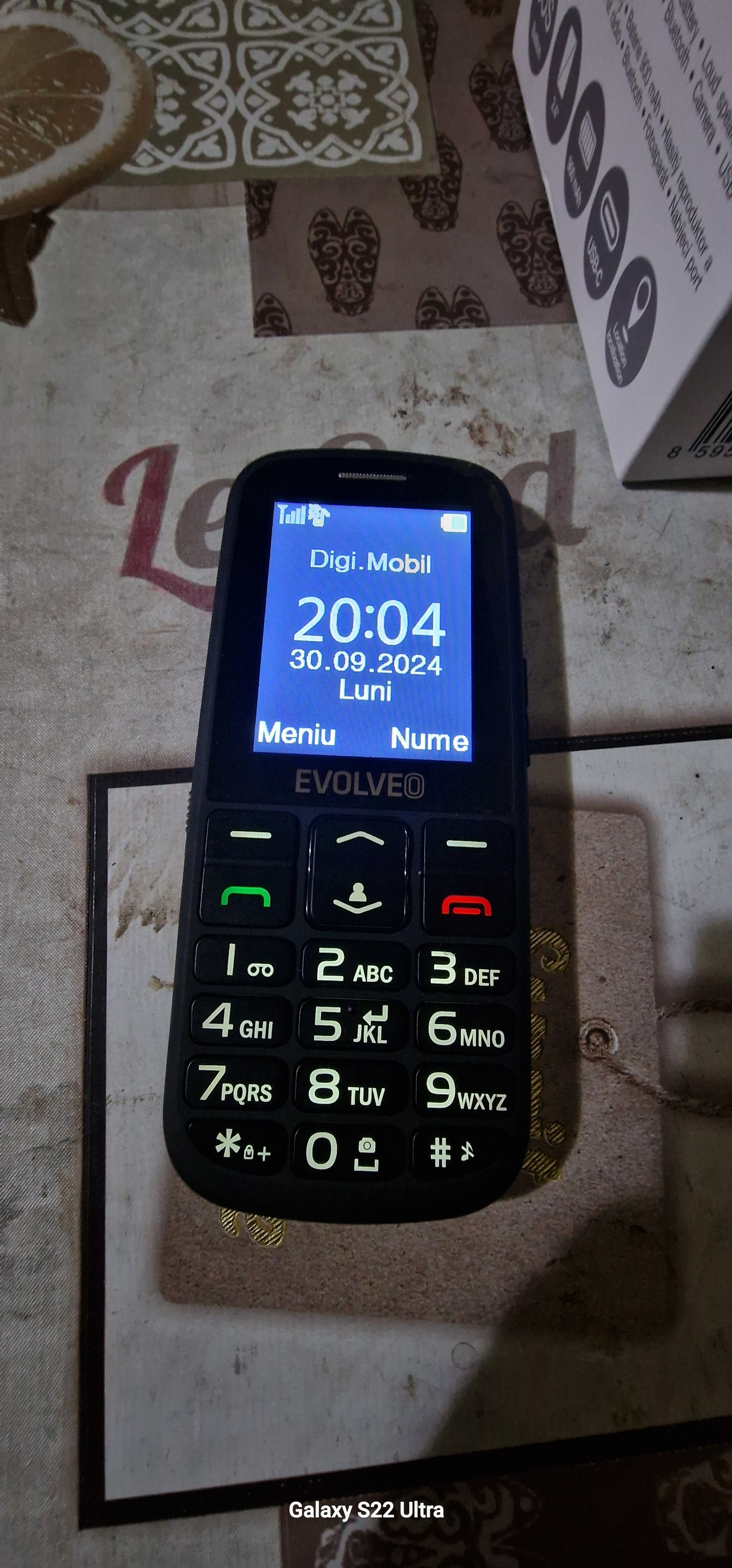 Telefon mobil pentru seniori, Evolveo, Easyphone EP-550, independent de card, Negru