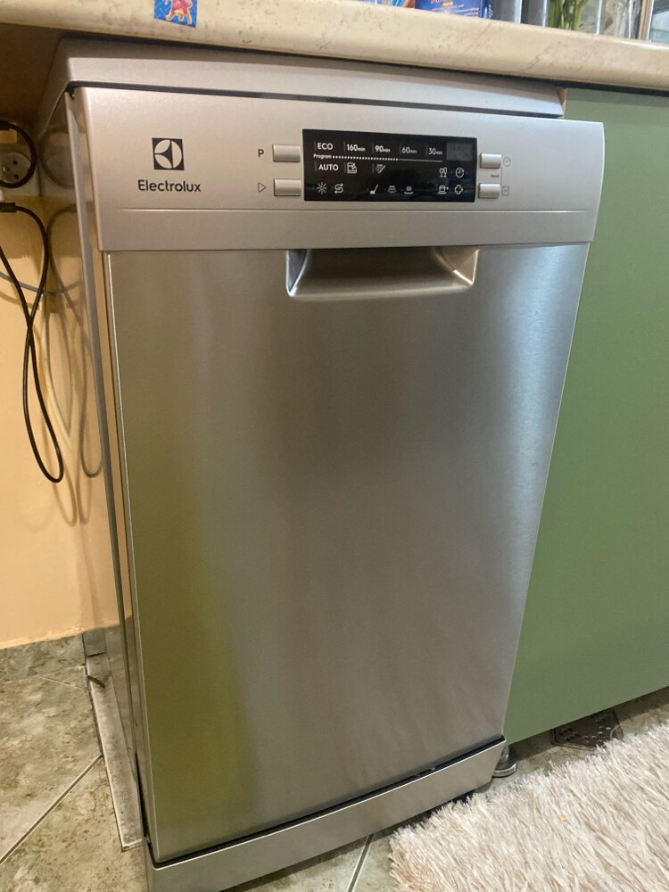 RESIGILAT: Masina de spalat vase Electrolux ESG43310SX, 10 seturi, 8 programe, Clasa D, Motor Inverter, Display LED, 45 cm, Inox