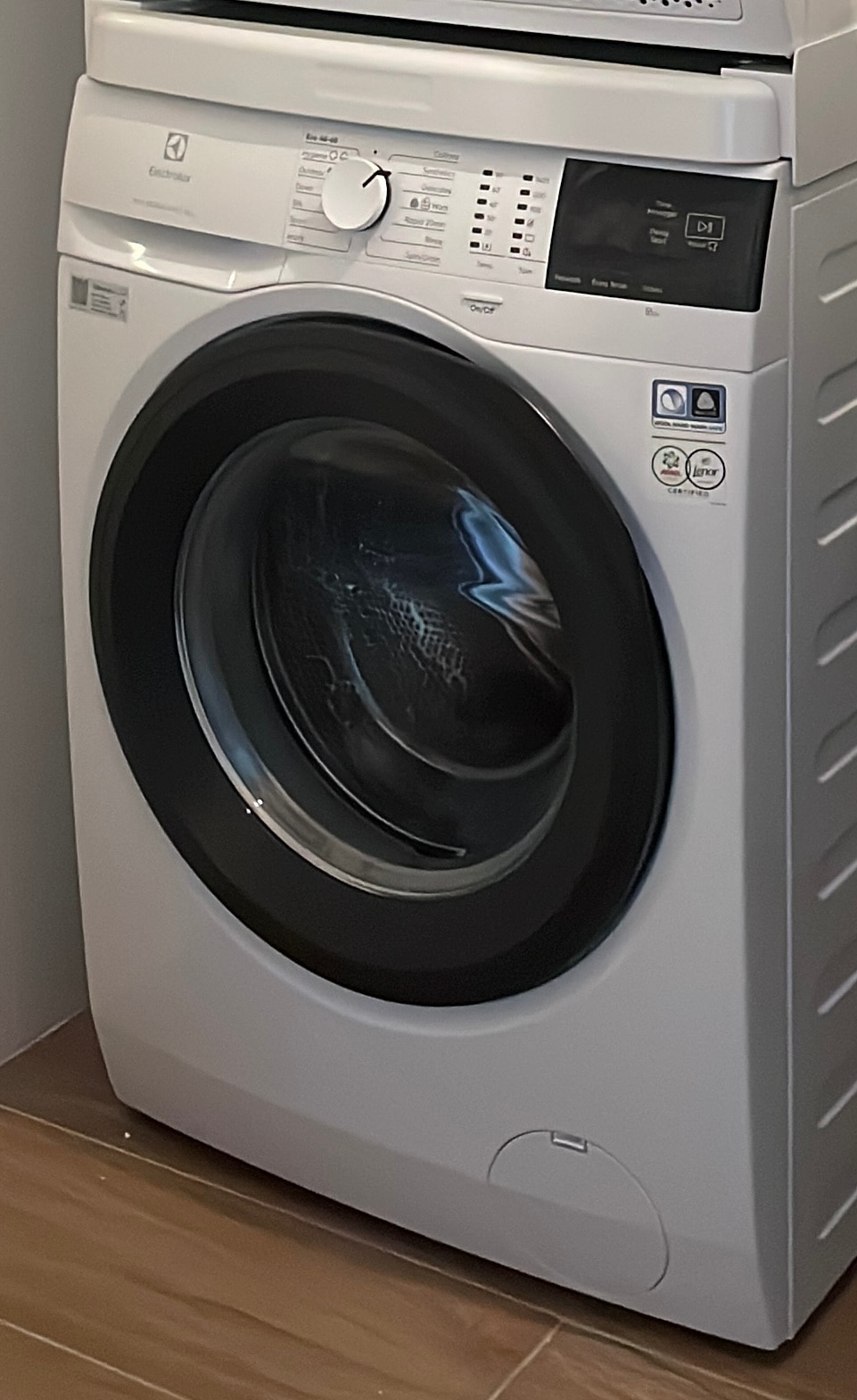 Masina de spalat rufe Electrolux EW6F2412E, 10 kg, 1400 RPM, Clasa A, Motor Inverter cu MagnetPermanent, SensiCare, TimeManager, Rapid 20 min, Alb