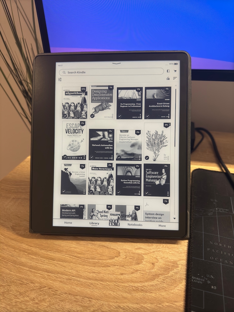 eBook Reader Amazon Kindle Scribe 2022, 32GB, Premium Pen, Display
