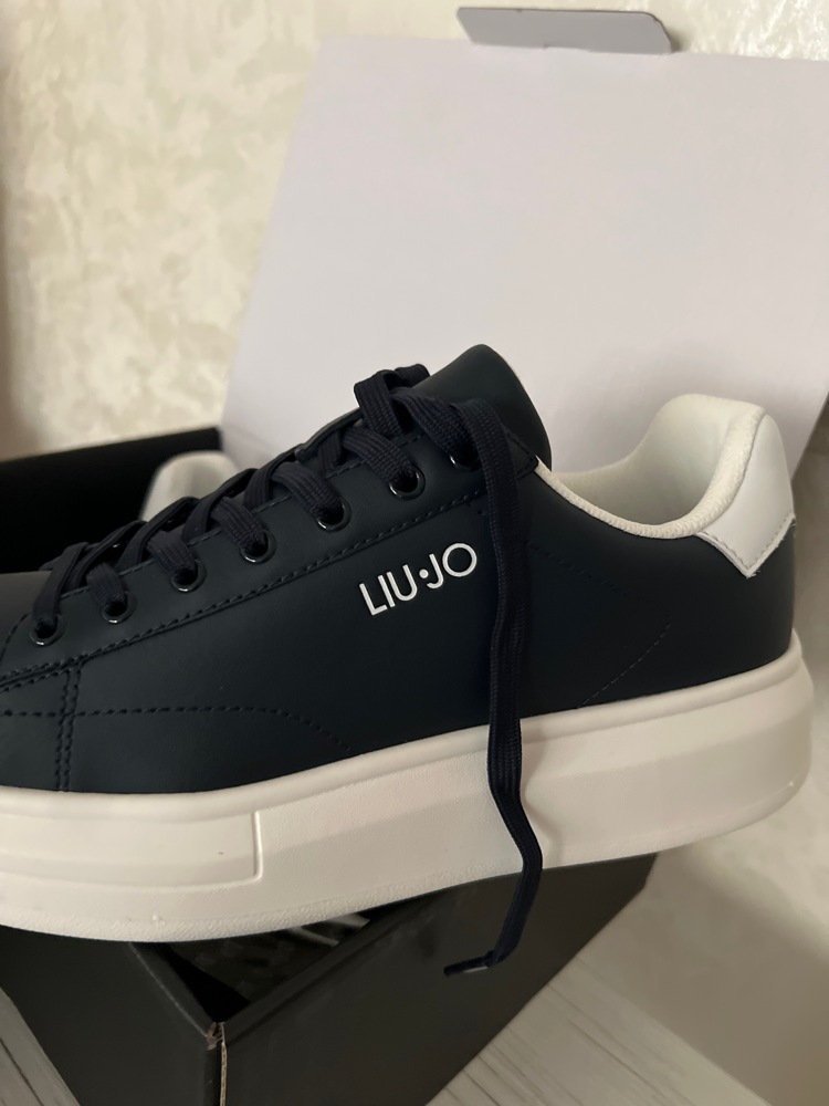 Liu Jo, Pantofi sport de piele cu logo, Alb, Negru, 44 - eMAG.ro