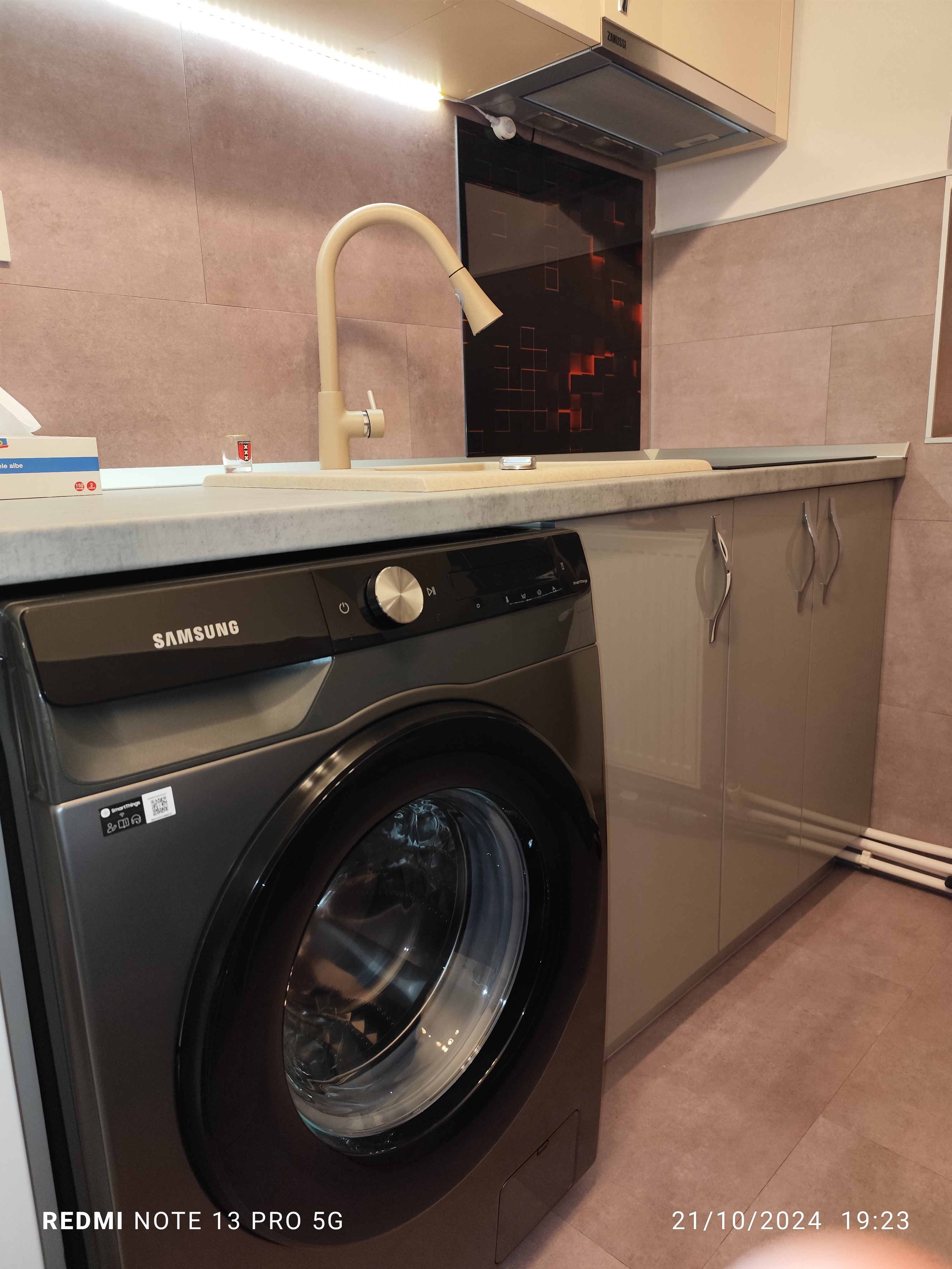 Masina de spalat rufe Samsung WW80T534DAXAS7, 8 kg, 1400 RPM, Clasa A, Auto Dosing, Eco Bubble, AI Energy, Motor Digital Inverter, Antracit