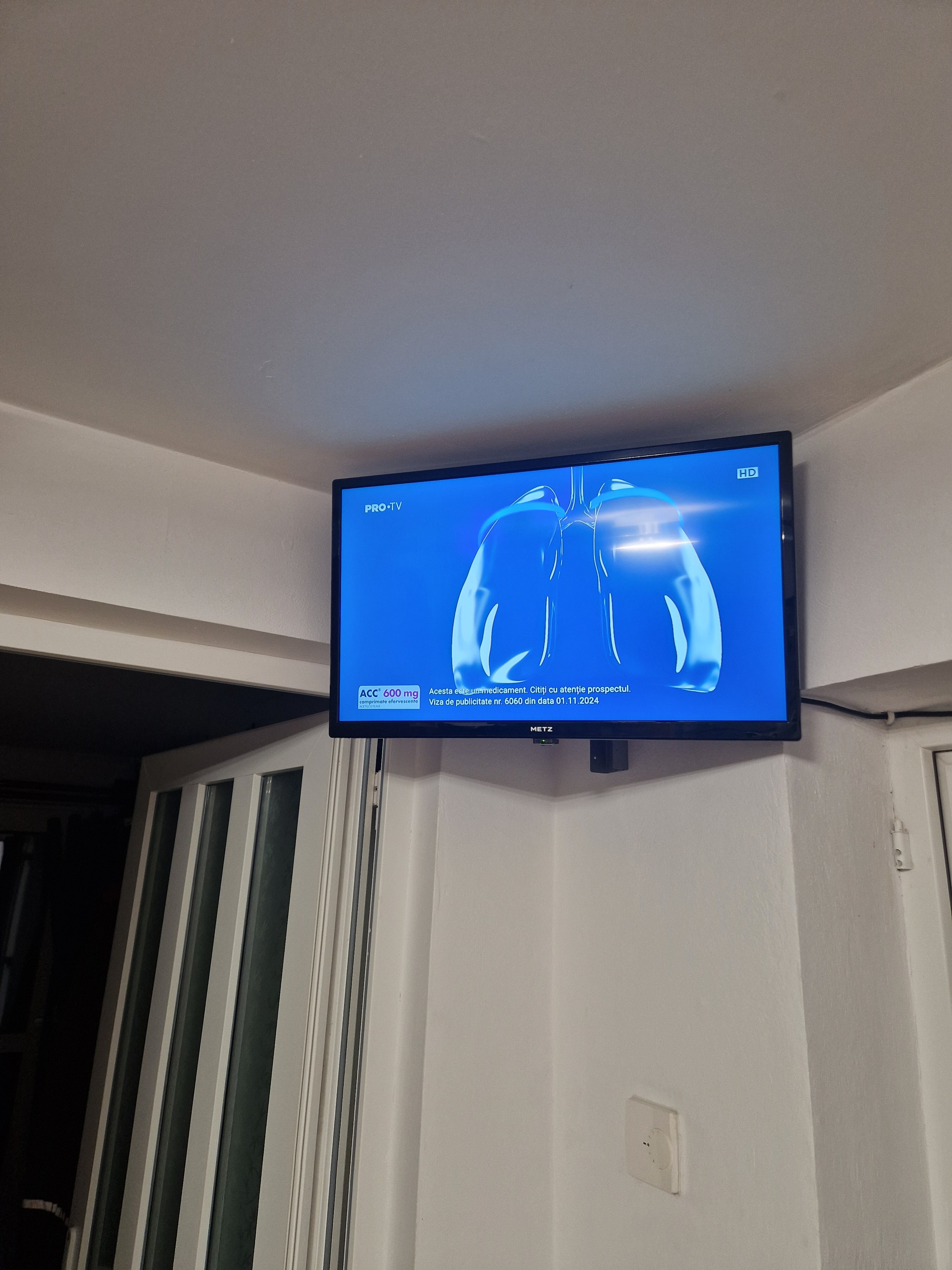 Televizor METZ LED 24MTC6020, 60 cm, Smart Android TV, HD, Class F (Model 2024)