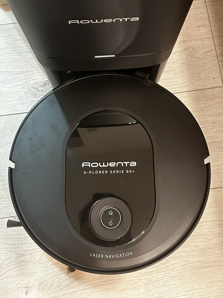 Robot de aspirare Rowenta X-Plorer Serie 65+ RR8L85WH, aspirator si mop, 168 min, 2600 mAh, recipient praf 0.4L, recipient apa 300 ml, statie de incarcare si golire praf, mop Smart Aqua Power, negru