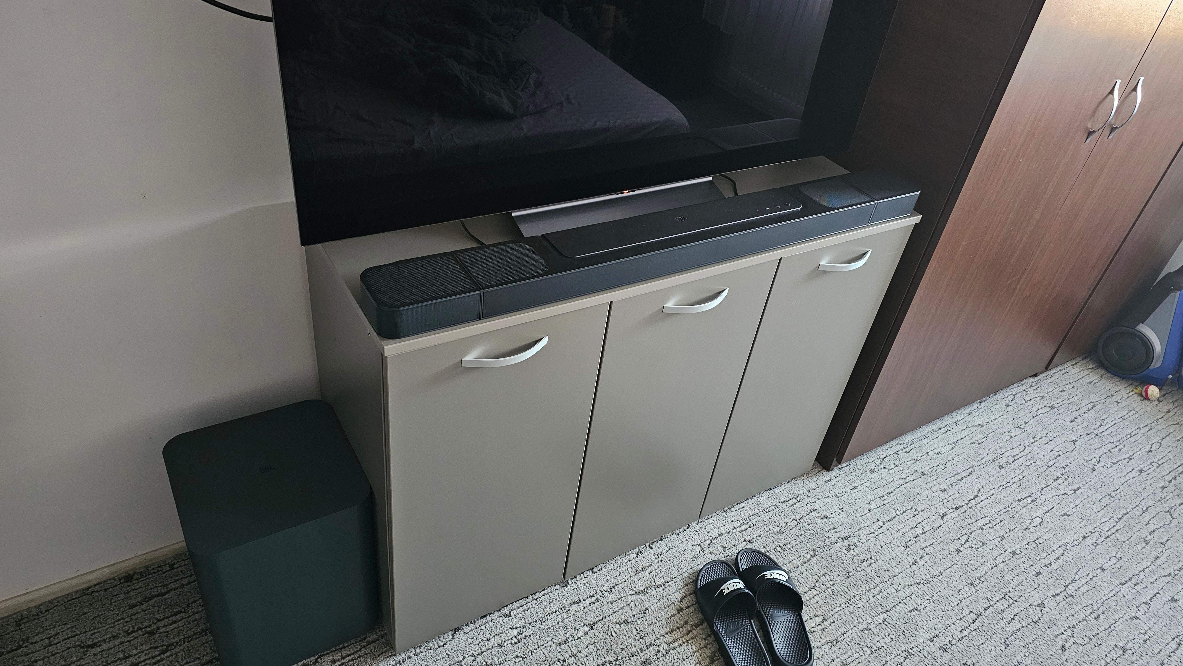 Soundbar JBL BAR 1000, 7.1.4, 880W, Dolby Atmos, Multibeam, DTS:X, Wi-Fi, Airplay, Negru
