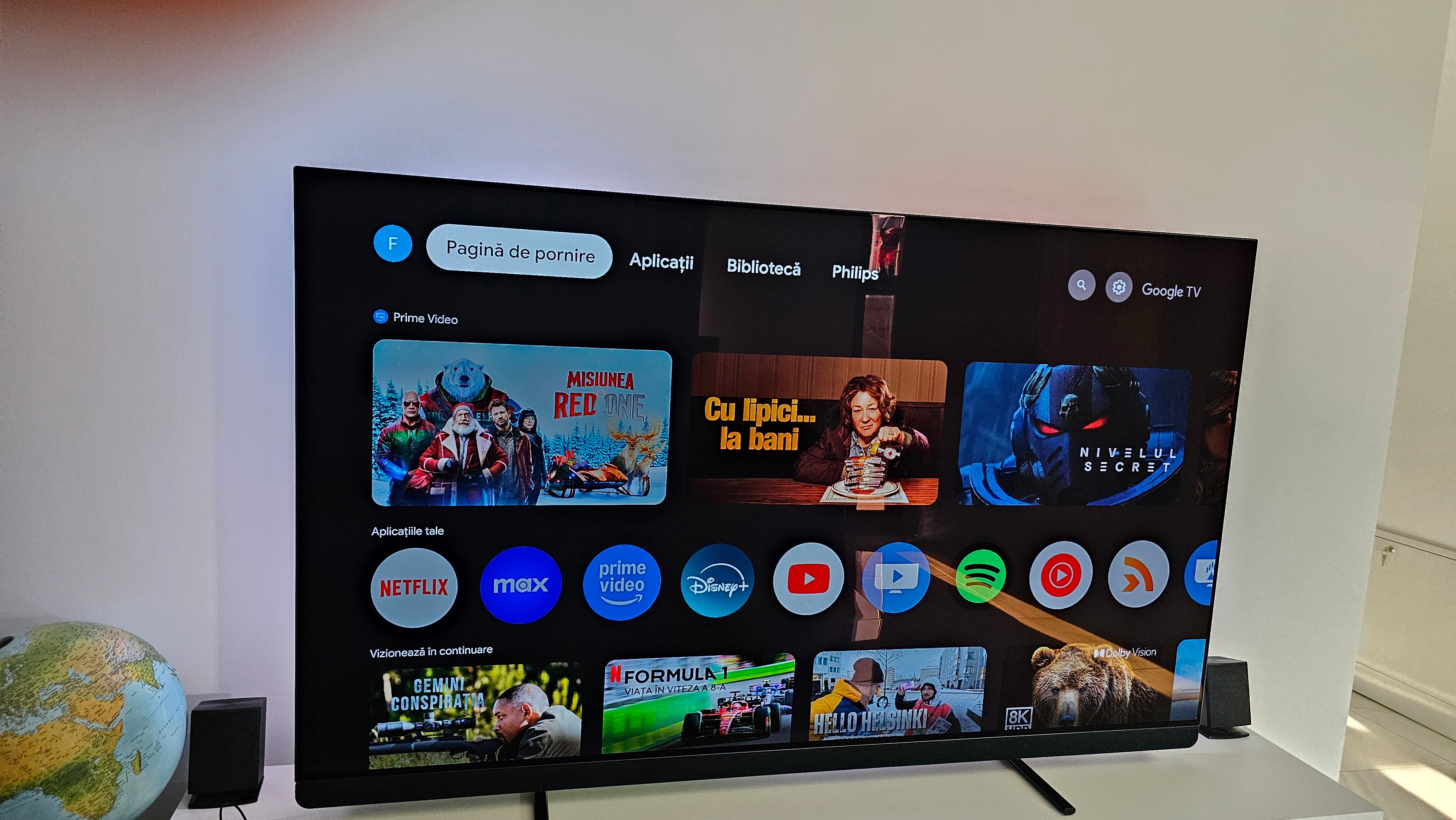 Televizor Philips AMBILIGHT tv OLED+ 55OLED909, 139 cm, Google TV, Ultra HD 4K, 100Hz, Clasa G (Model 2024)