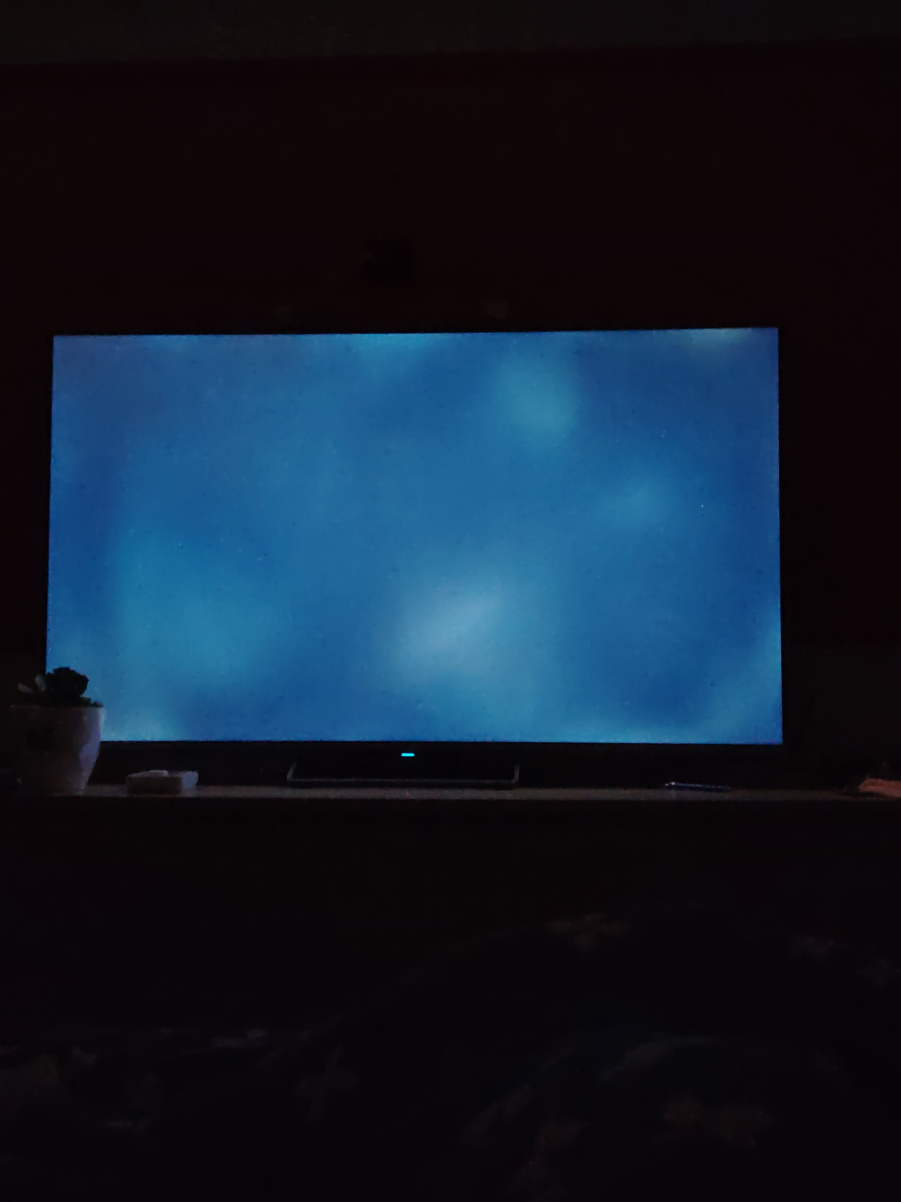 Televizor METZ QLED 55MQE8000, 139 cm, Smart Google TV, 4K Ultra HD, 100 Hz, Clasa F (Model 2024)