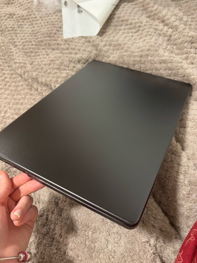 Carcasa pentru Macbook Pro 14 inch (2023/2022/2021) M1 / M2 / M3 Pro / Max Hard Shell Frost transparent mat