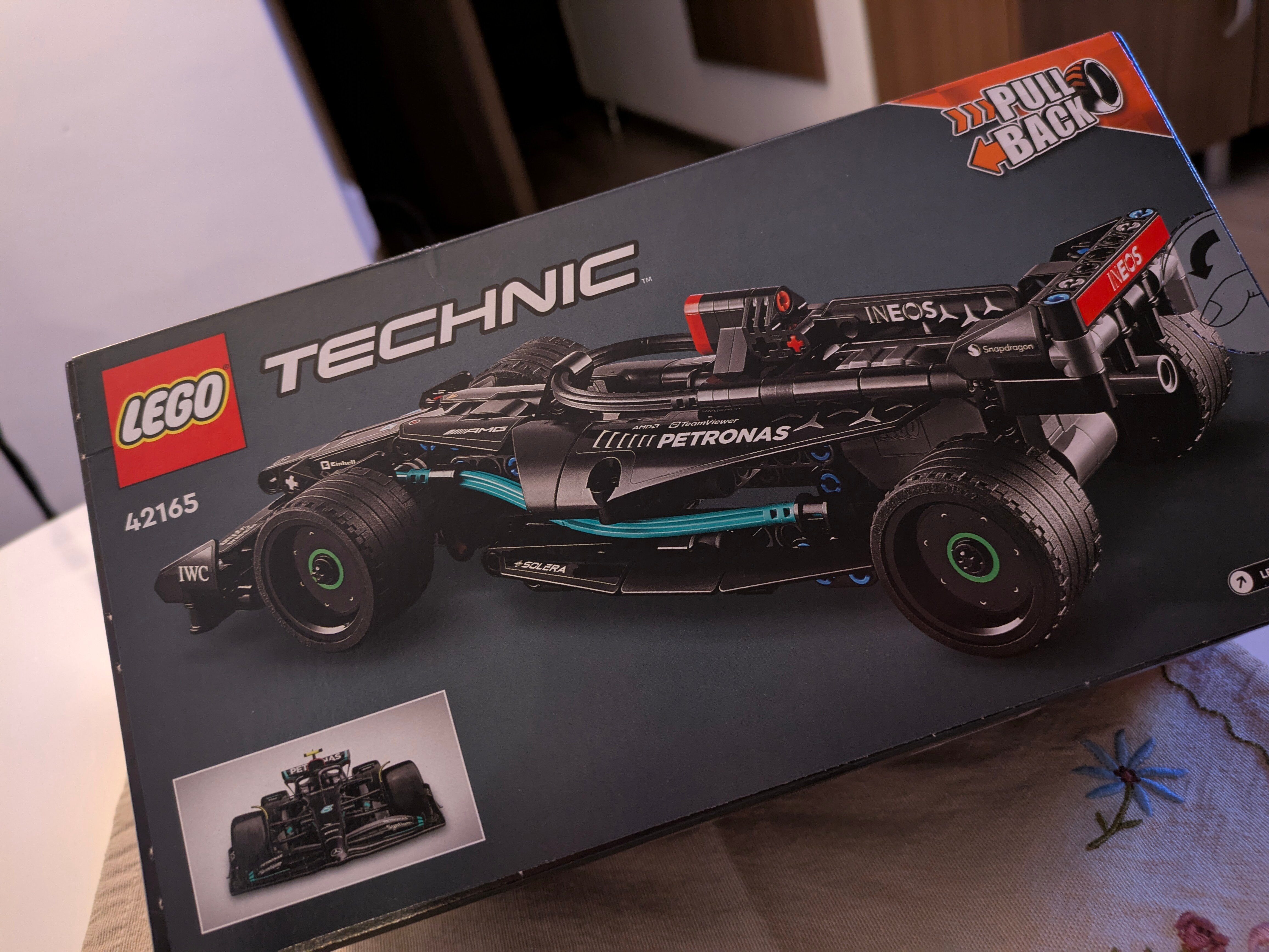 LEGO® Technic - Mercedes-AMG F1 W14 E Performance Pull-Back 42165