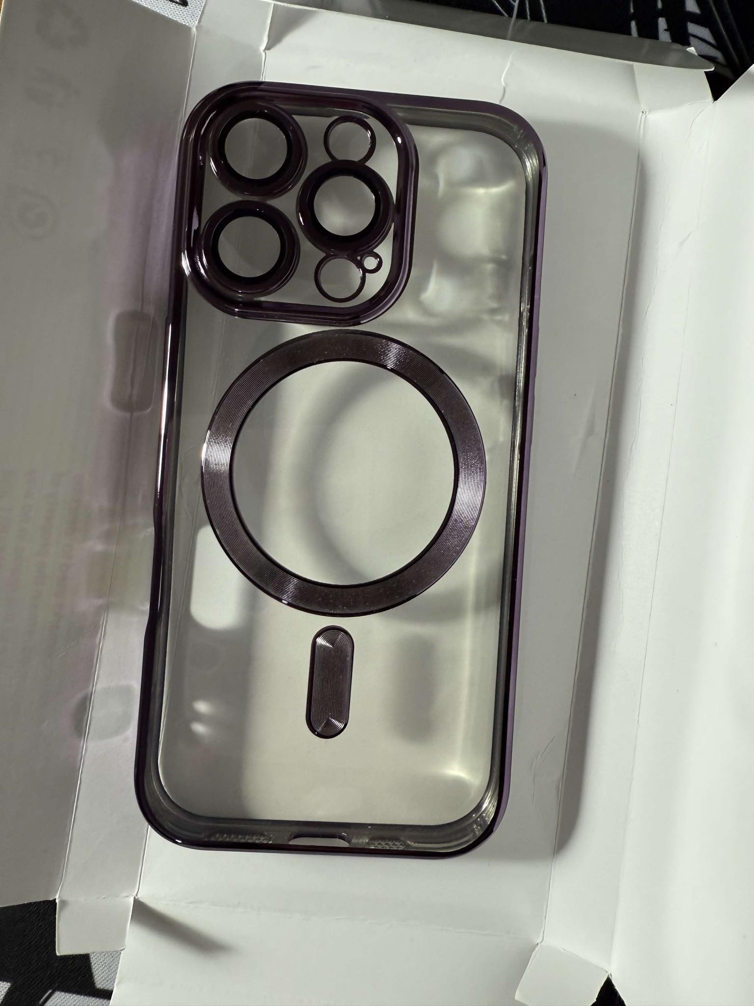 Husa Mata Armor Rezistenta la Socuri pentru iPhone 16 Pro, din TPU cu Protectie la Camere, Joyshell, Negru