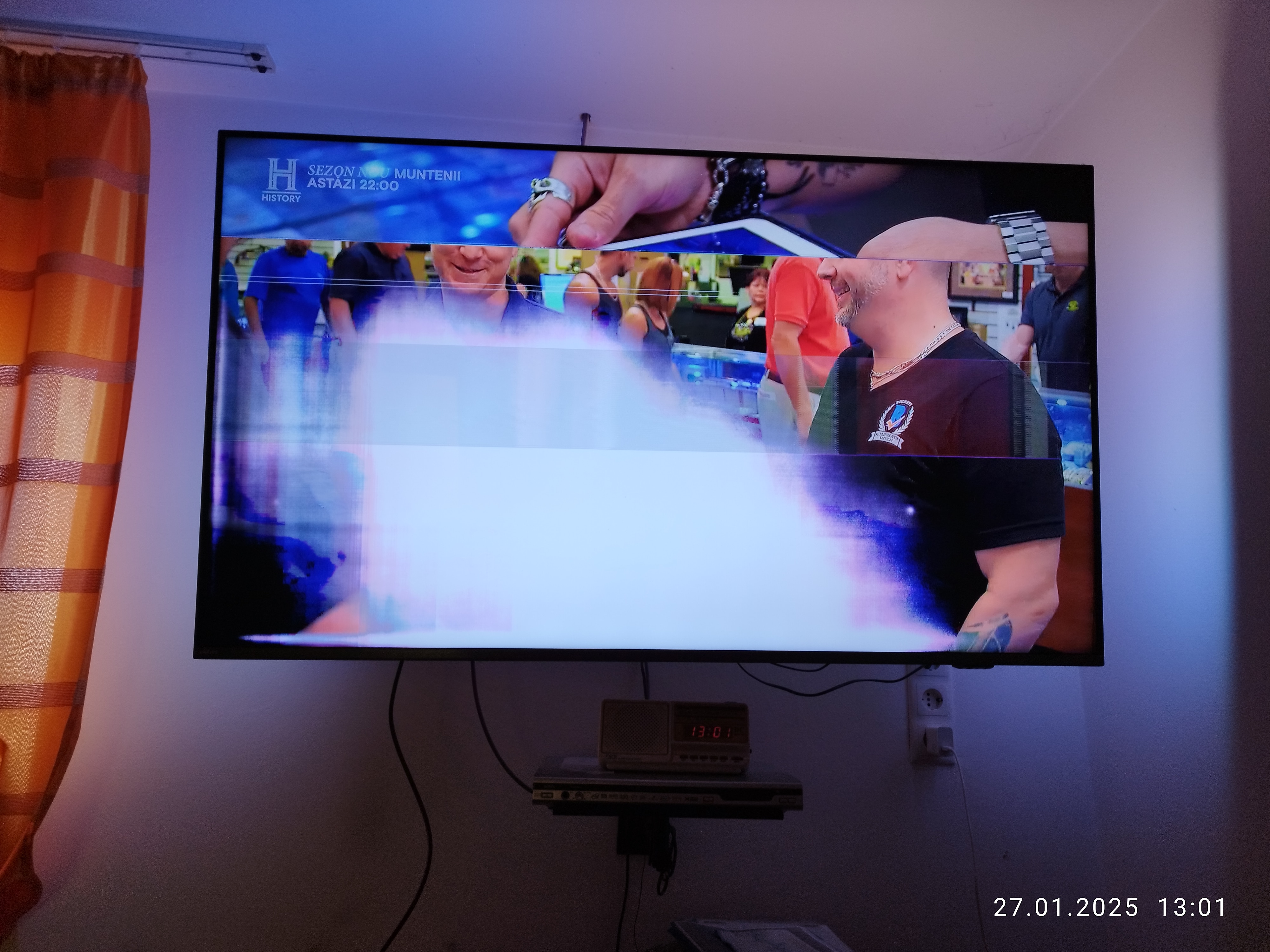 Televizor Philips Ambilight The One LED 58PUS8536, 146 cm, Smart Android, 4K Ultra HD, Clasa G