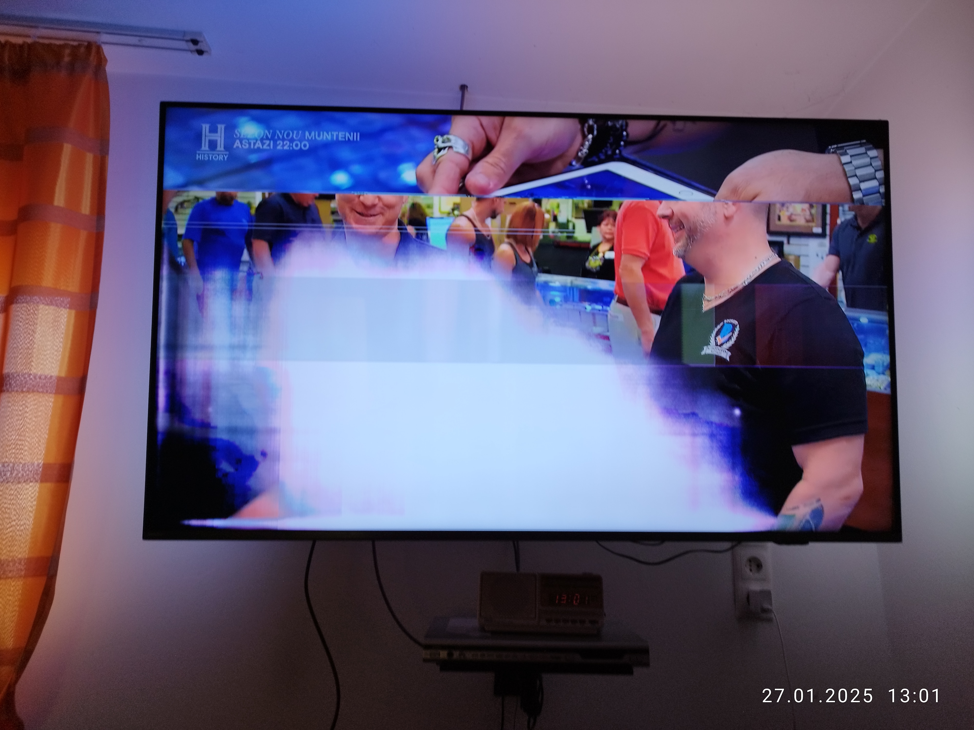 Televizor Philips Ambilight The One LED 58PUS8536, 146 cm, Smart Android, 4K Ultra HD, Clasa G