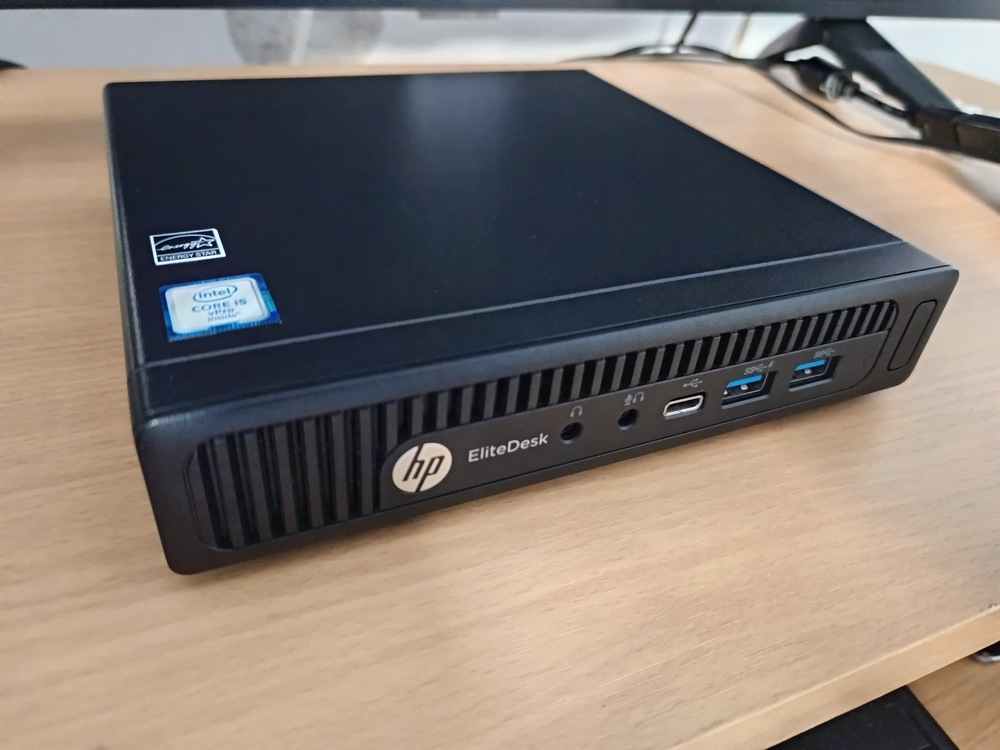 Mini PC HP EliteDesk 800 G2 cu procesor Intel Core i5-6500T pana