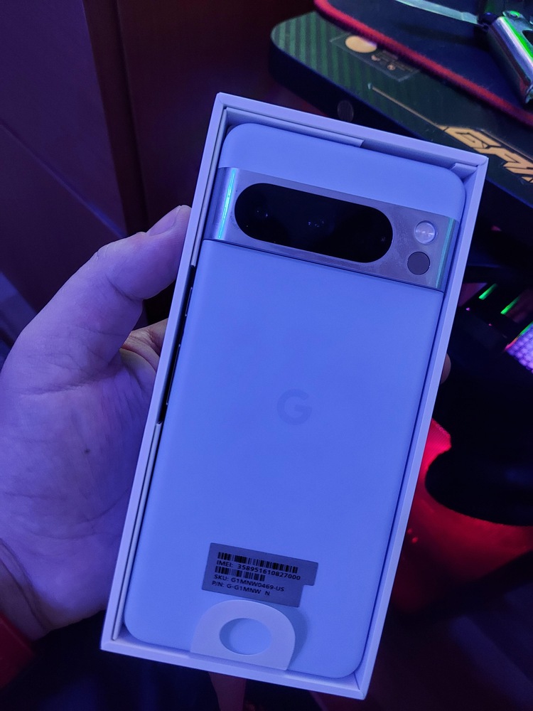 Telefon mobil Google Pixel 8 Pro, 256GB, 12GB RAM, 5G, Obsidian