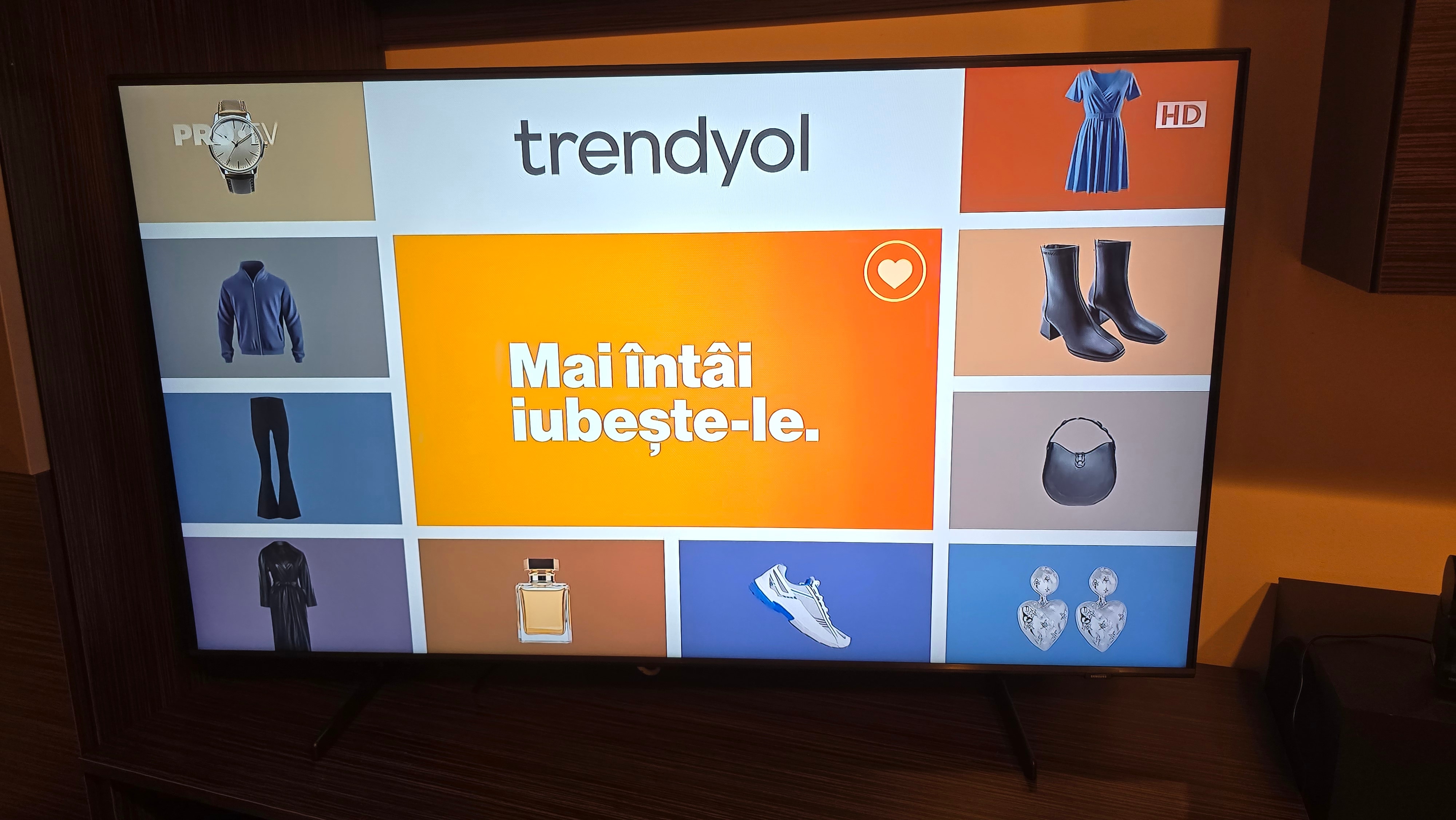 Televizor Samsung 50Q60TA, 125cm, Smart, 4K Ultra HD, QLED, Clasa G