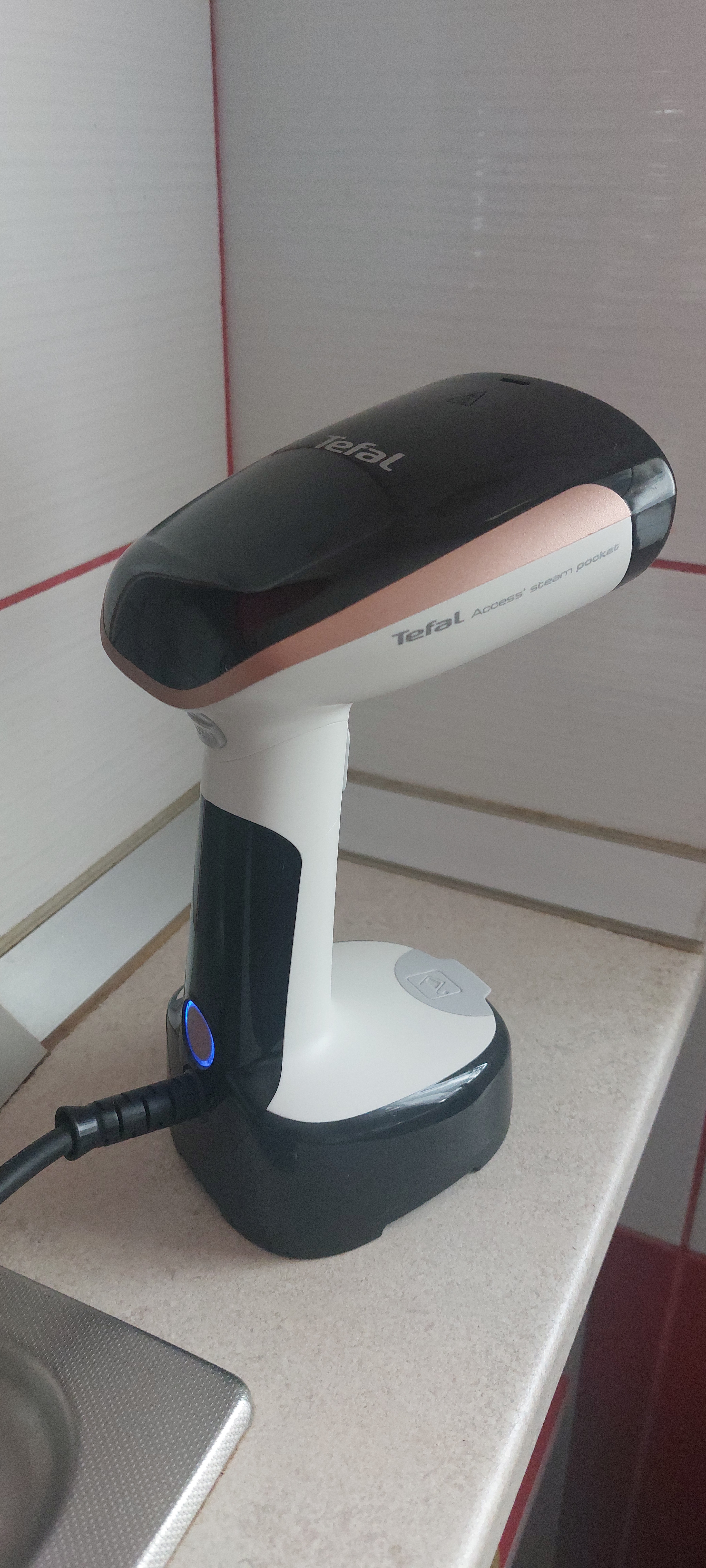 Aparat de calcat cu aburi Tefal Access Steam Pocket, 1300W, 19g/min, compact, pliabil