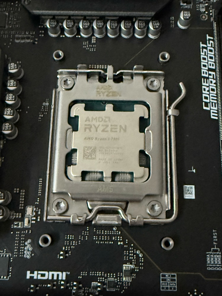 Procesor AMD Ryzen™ 5 7600, 38MB, 3.8/5.1GHz Boost, Socket AM5