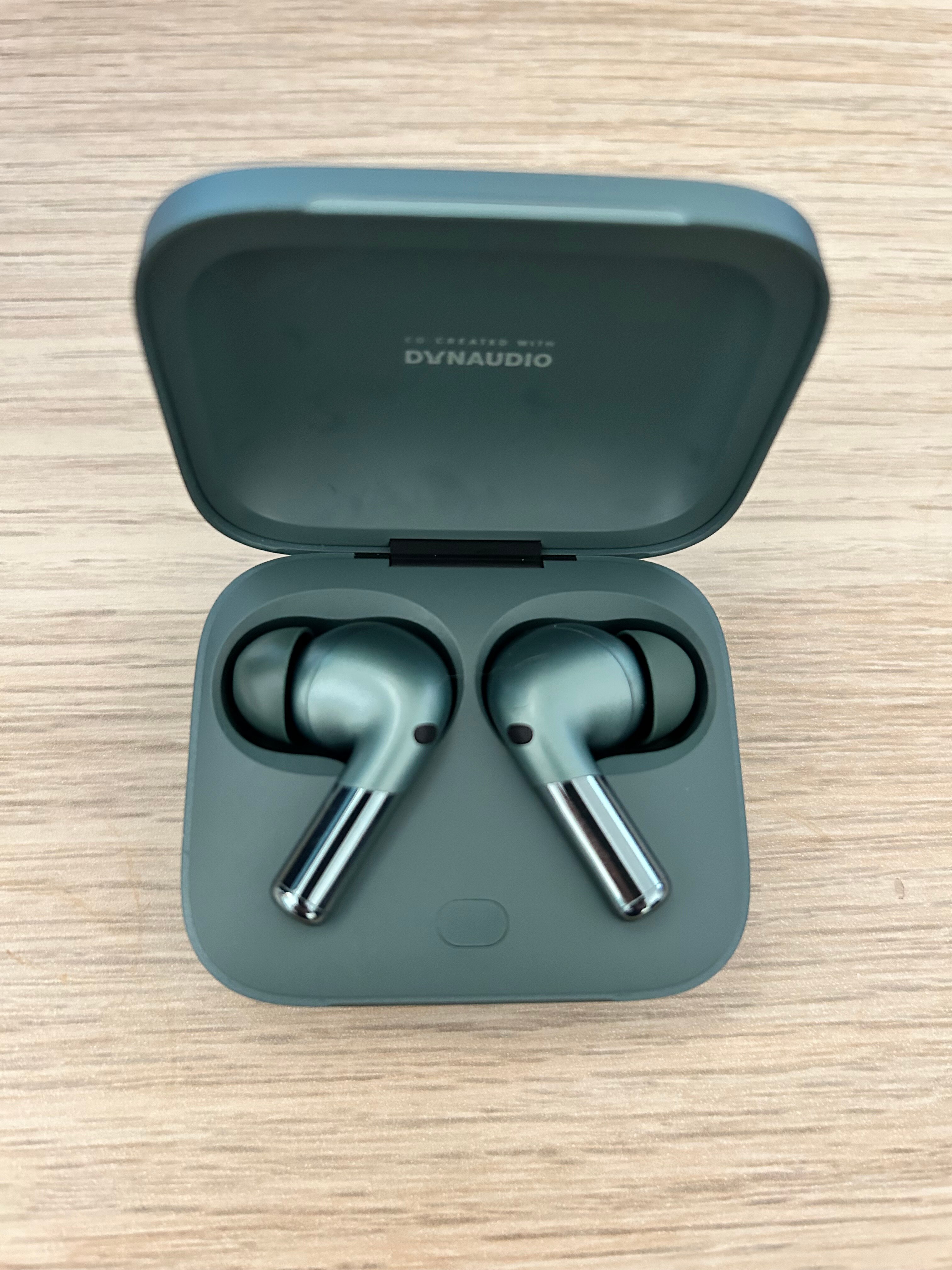Casti OnePlus Buds Pro 2, True Wireless, Bluetooth, In-Ear, Microfon, Noise Cancelling, Negru