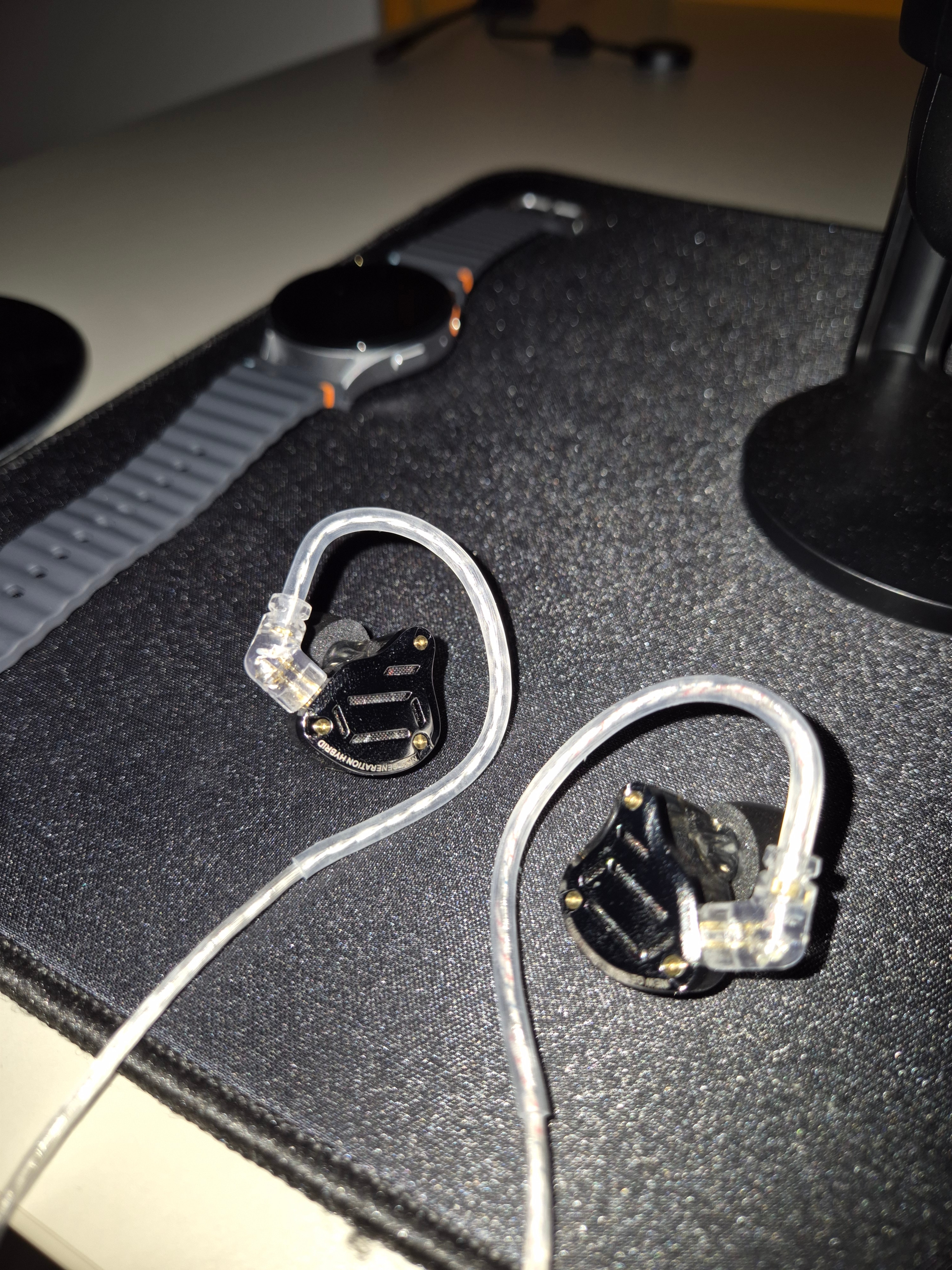 Casti KZ ZS10 Pro 2 Generation, Comutator de reglare pe 4 nivele, Hibride 10 drivere, metal, HIFI, Stereo Bass, Monitor, Microfon HD, Negru