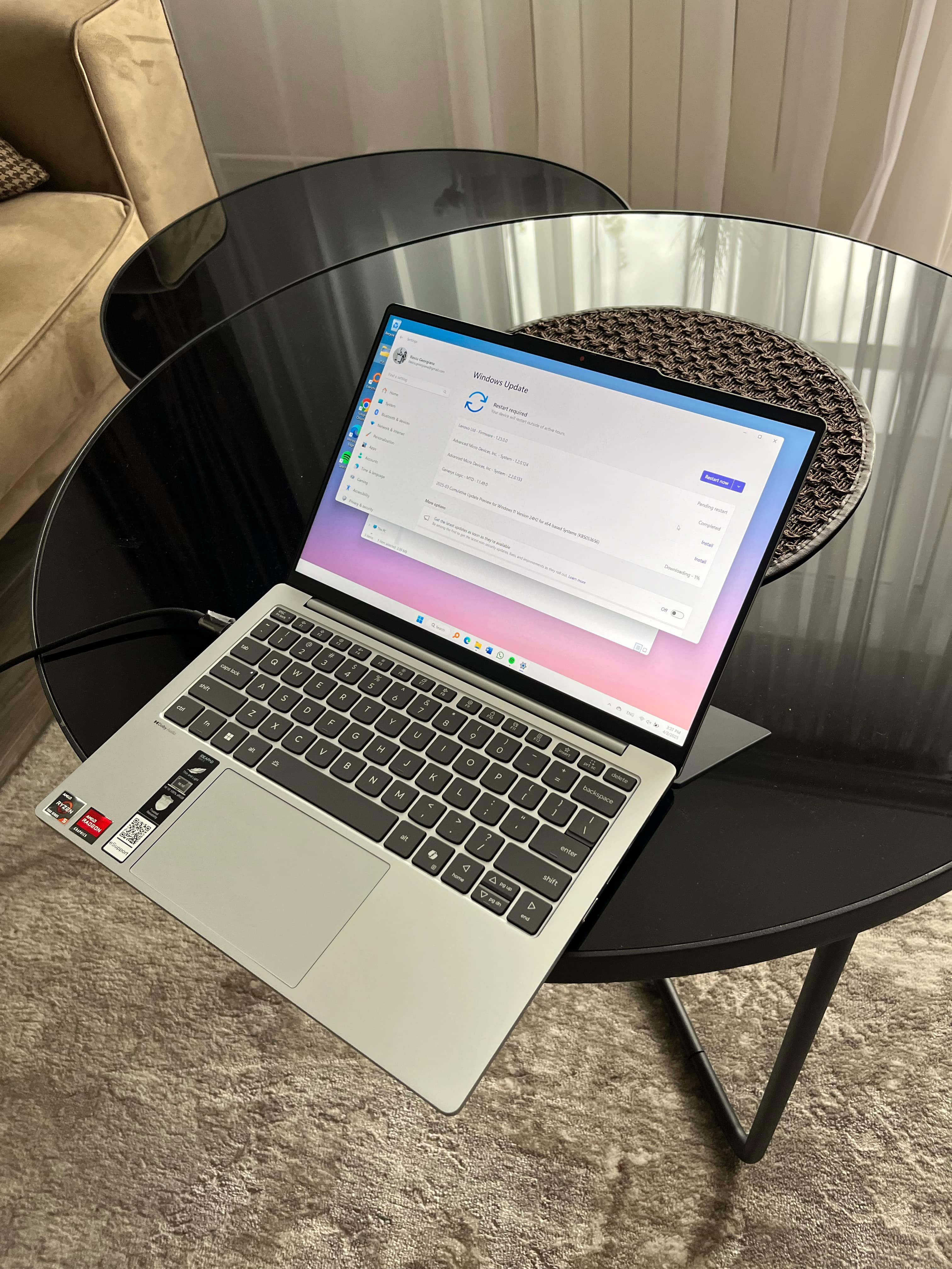 Laptop Lenovo IdeaPad Slim 5 13ARP10 cu procesor AMD Ryzen™ 5 7535HS pana la 4.55GHz, 13.3" WUXGA, IPS, 16GB LPDDR5x RAM, 1TB SSD, AMD Radeon™ 660M Graphics, No OS, Cloud Grey