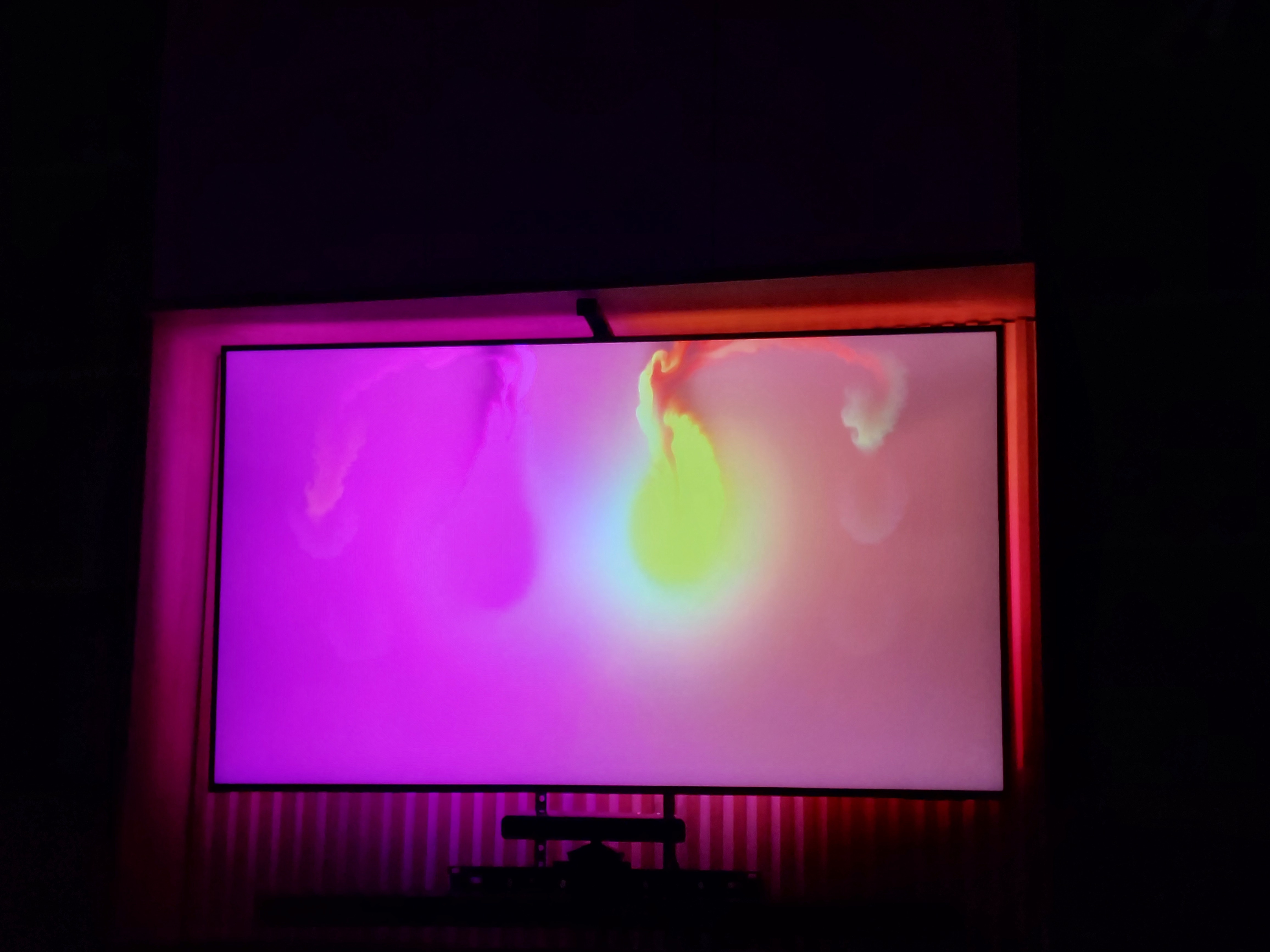 Televizor SAMSUNG QLED 85Q70D, 214 cm, Smart, 4K Ultra HD, 100 Hz, Clasa D