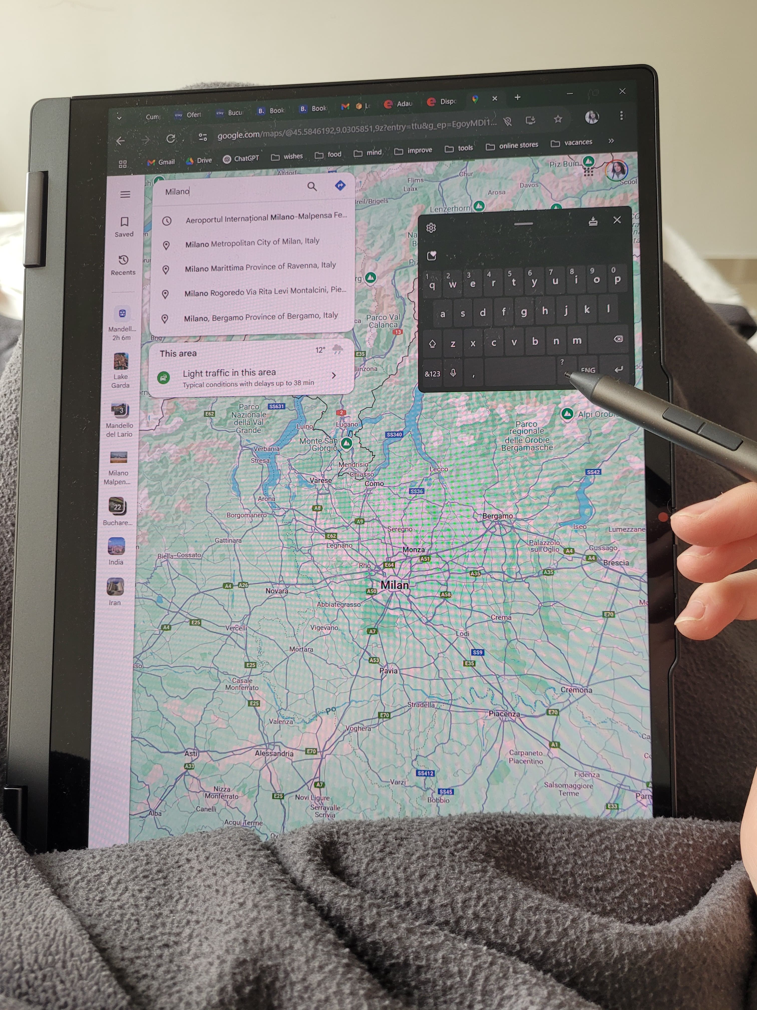 Laptop Lenovo IdeaPad 5 2-in-1 14IRH9 cu procesor Intel® Core™ i7-13620H pana la 4.9GHz, 14" WUXGA, OLED, Touch, 16GB LPDDR5x RAM, 1TB SSD, Intel® UHD Graphics, No OS, Luna Grey