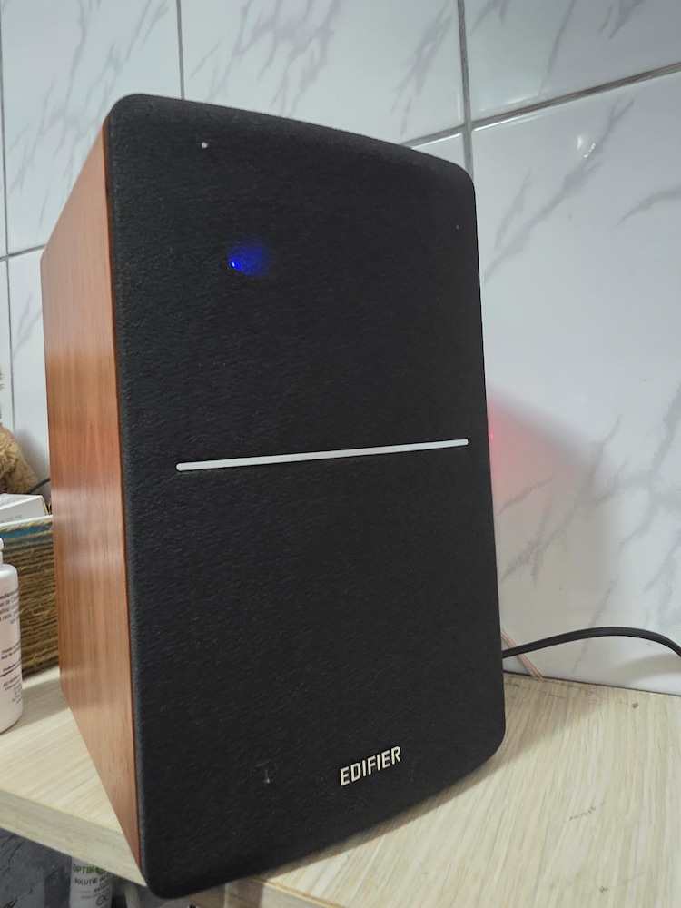 Boxe Edifier R1280DBS, 2.0, 42W, Bluetooth, telecomanda, sub-out