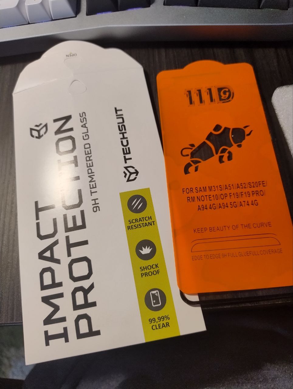 Folie pentru Motorola Moto G84 - Techsuit 111D Full Cover / Full Glue Glass - Black