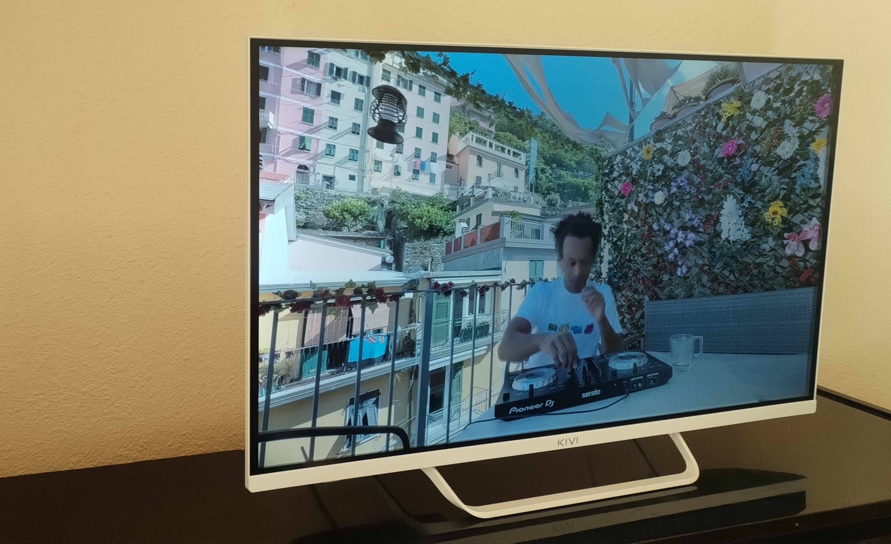 Televizor KIVI LED 32F760QB, 80 cm, Smart Android TV, Full HD, Clasa E