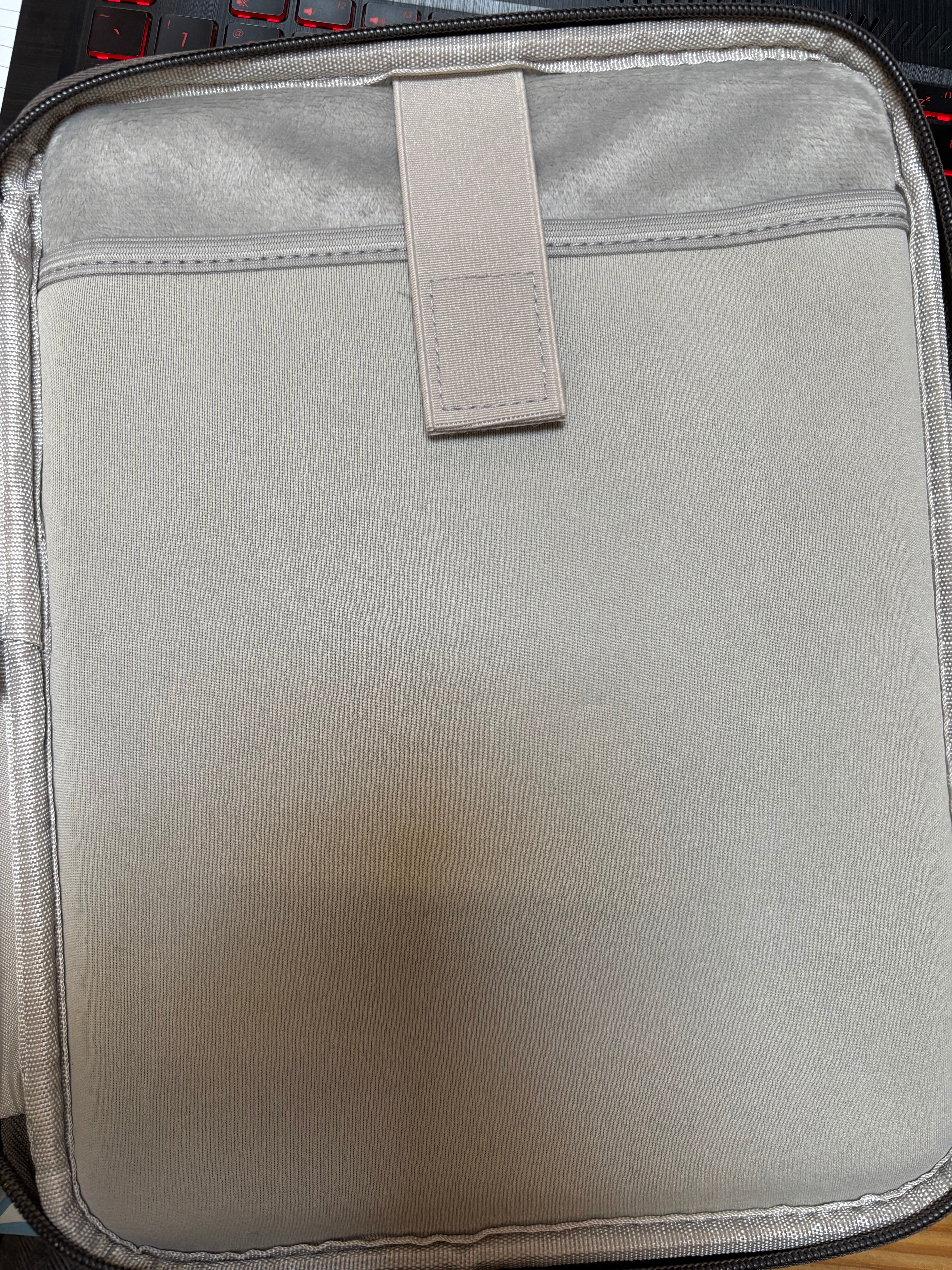 Husa de tableta, Yulinland®, pentru iPad si accesorii, compatibila Apple iPad 10.2 (2022. 2021, 2020, 2019), Apple iPad Air / (2019), Apple iPad Pro 11, Apple iPad 9.7 (2018), 30 x 23 x 3 cm, gri