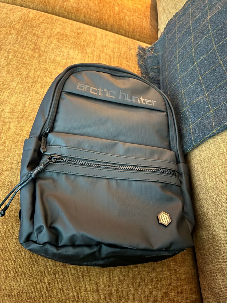 Rucsac casual, compartiment laptop 15.6 inch, tableta 9.7 inch, rezistent la apa, sistem fixare pe valiza, ARCTIC HUNTER, B00536GY, Gri