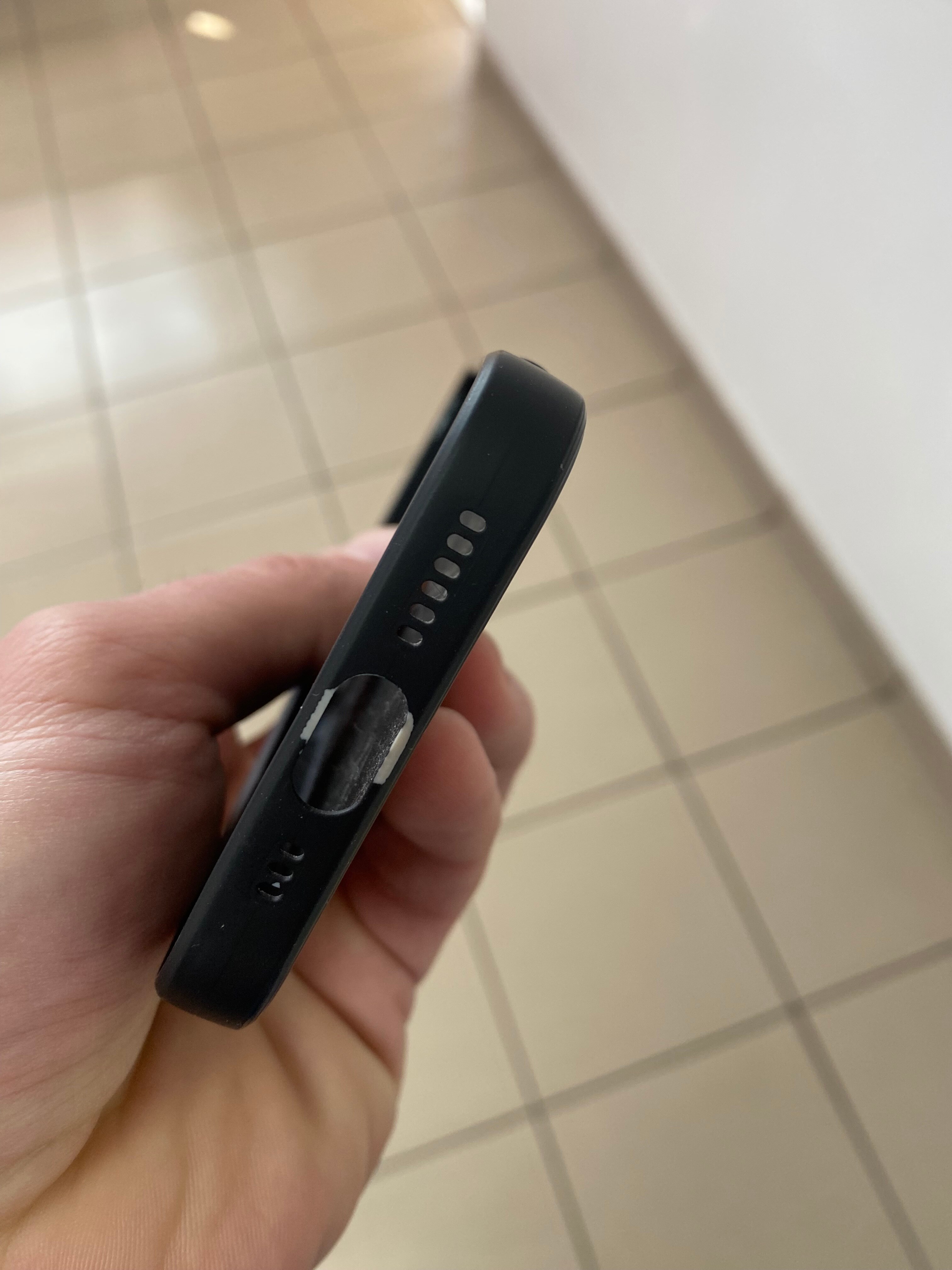 Husa pentru iPhone 11 Pro ZAFIT®, cu incarcare Magsafe, Silicon, Negru