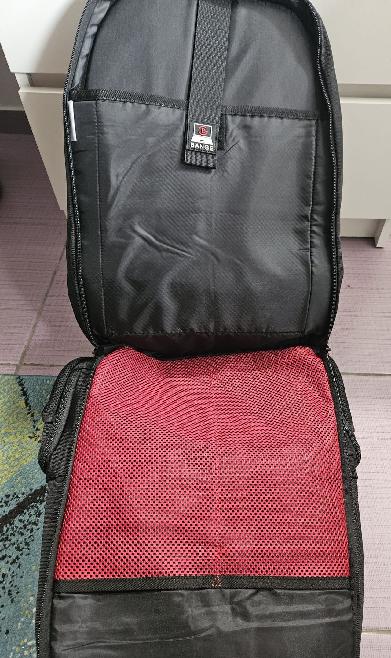 Rucsac laptop 15.6", sport, impermeabil, cu port de incarcare USB si jack audio, BANGE, Negru