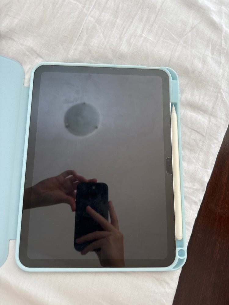 Husa tableta pentru iPad 10 (2022) 10.9" cu suport 2 Unghiuri si functie Sleep/Wake, SKDR OfficeMate - Mov