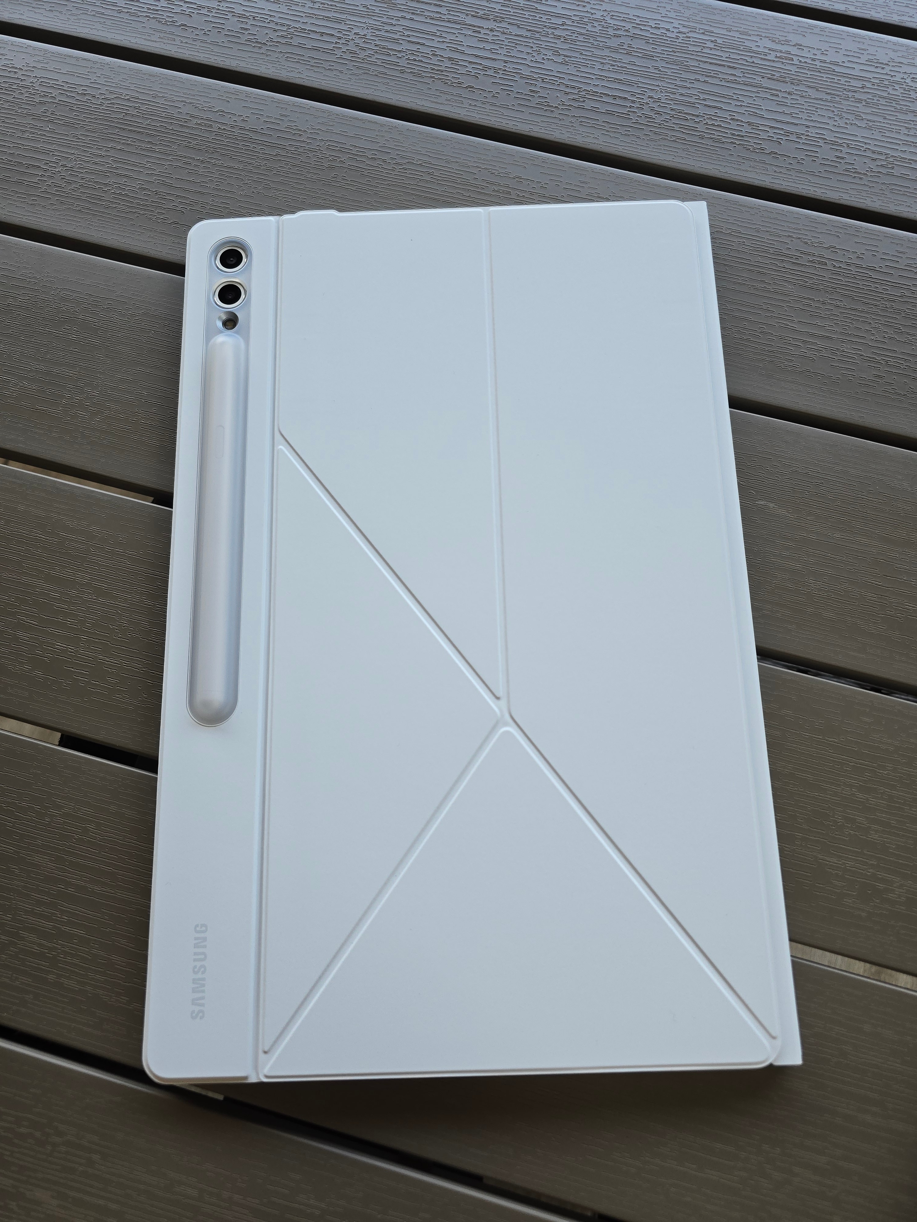 Husa de protectie Samsung Smart Book Cover pentru Galaxy Tab S9 Ultra, White
