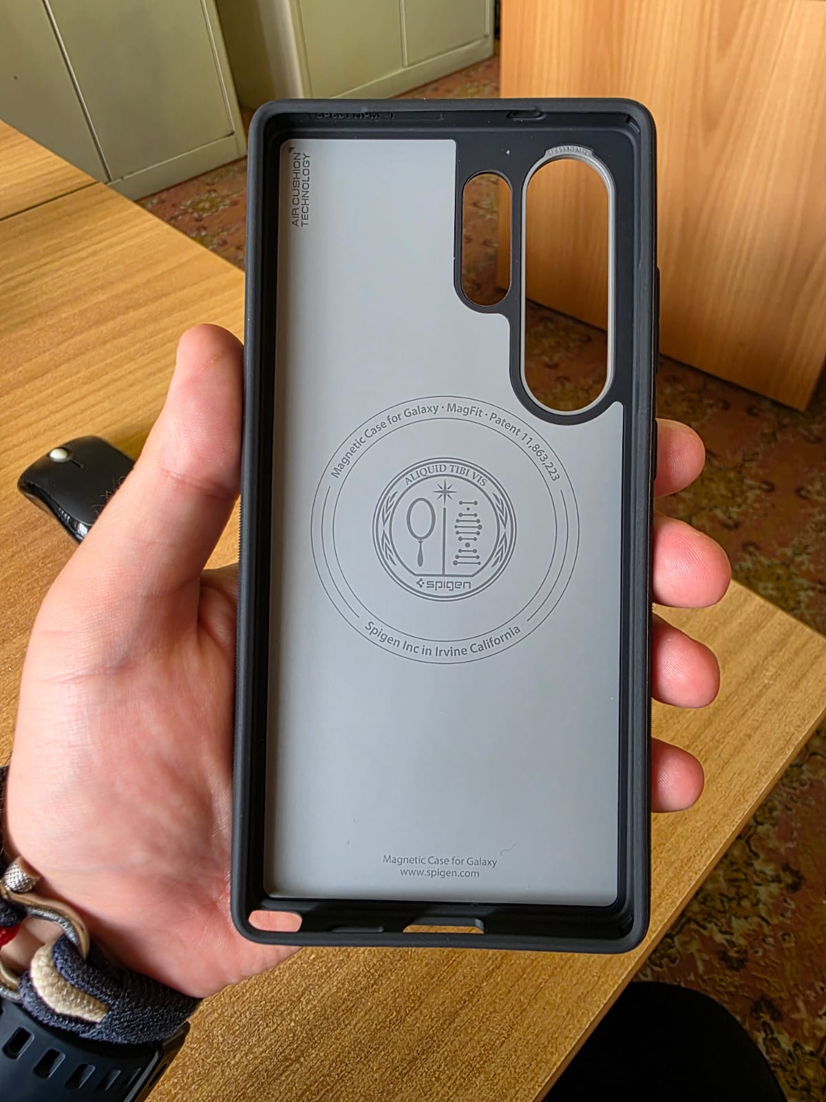 Husa Spigen Nano Pop MagSafe, protectie avansata, design elegant, negru, pentru Samsung Galaxy S25 Ultra, set 1x etui